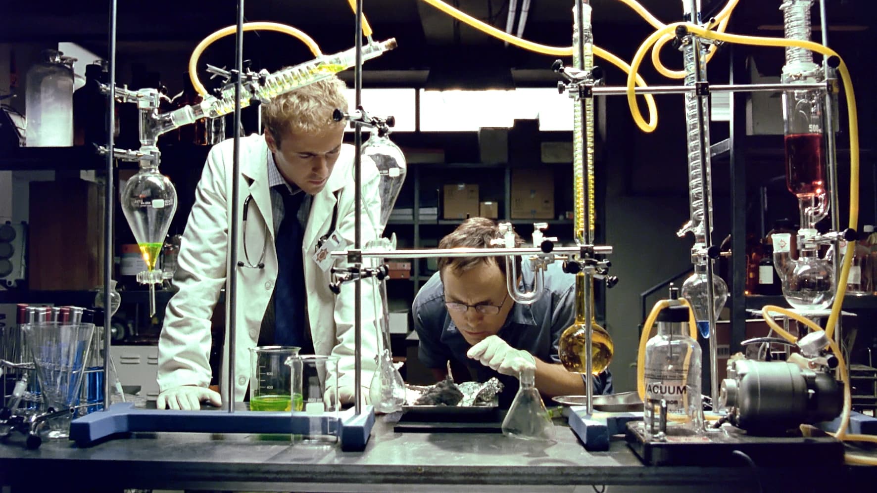 Видео к фильму Возвращение реаниматора | Beyond Re-Animator (2003) ORIGINAL TRAILER [HD]