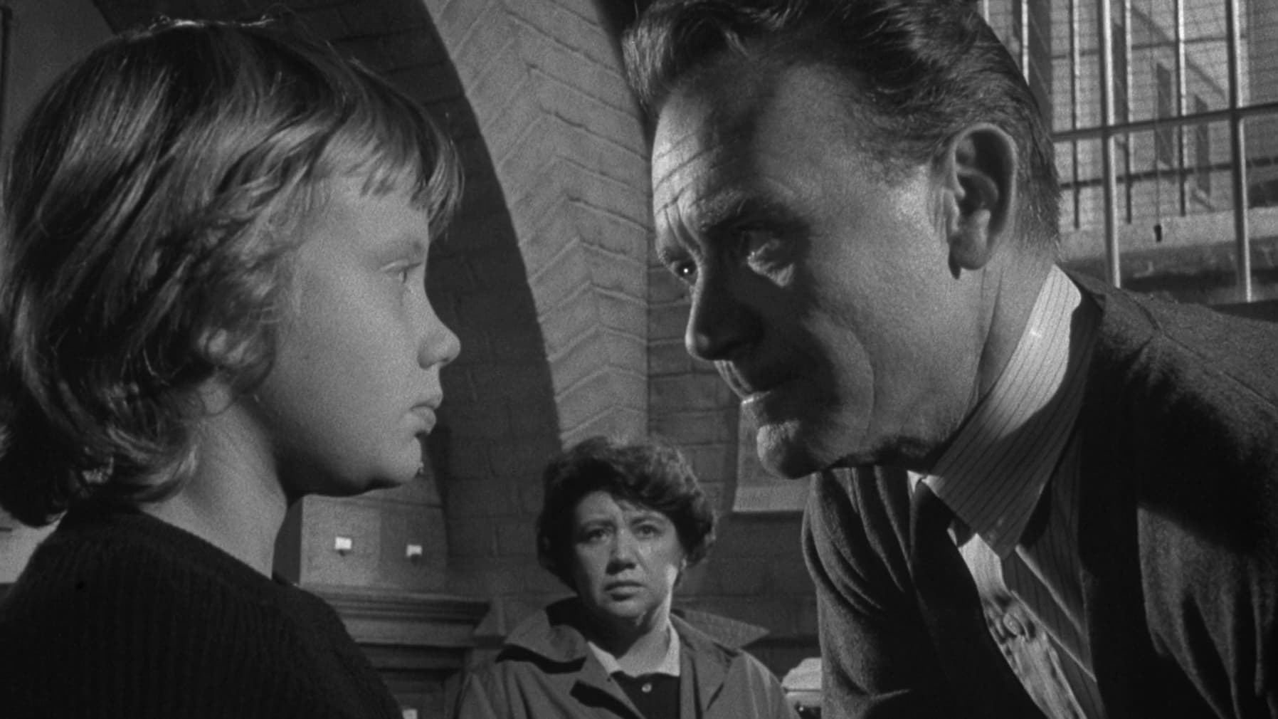 Видео к фильму Тигровая бухта | Tiger Bay (J. Lee Thompson, 1959) Trailer