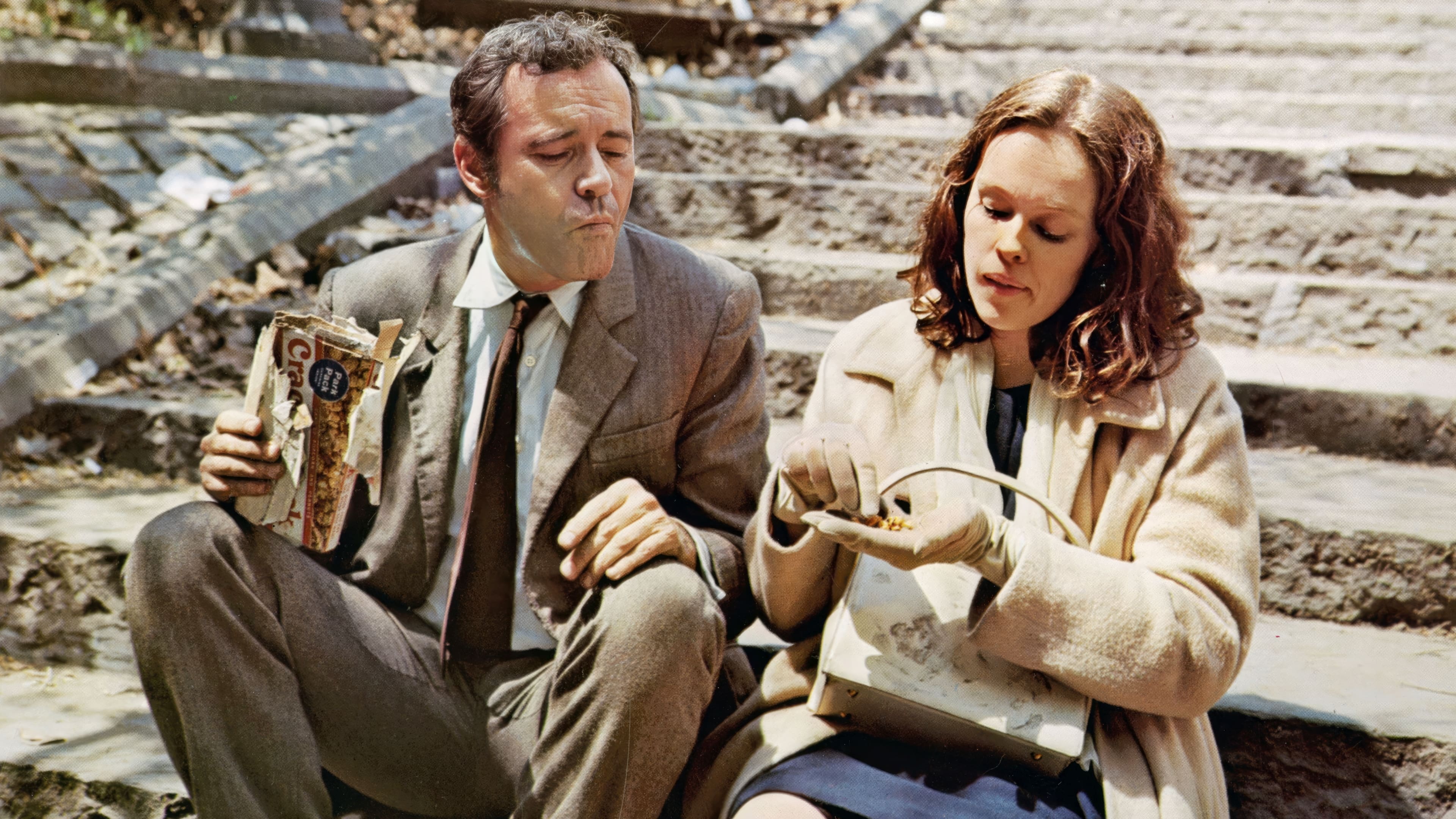 Видео к фильму Приезжие | The Out of Towners (1970) Original Trailer