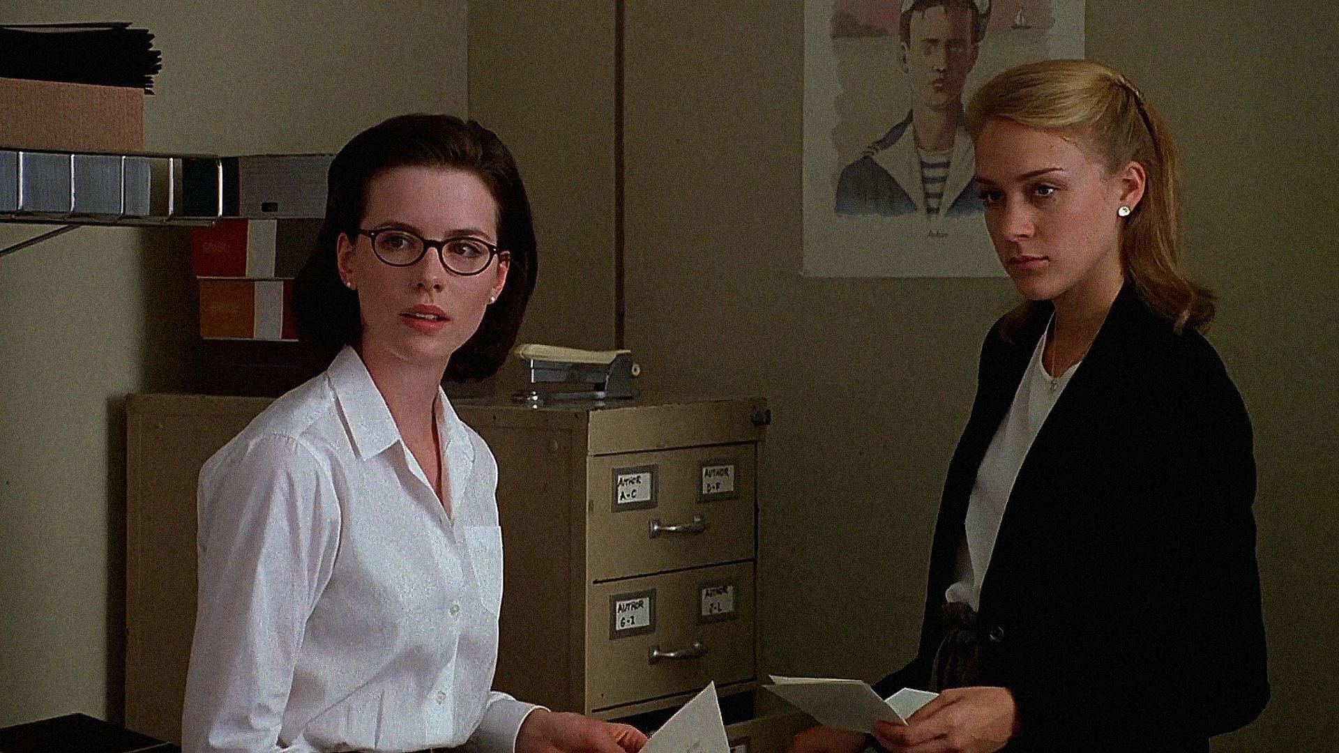 Видео к фильму Последние дни диско | Amazing Grace Comparison