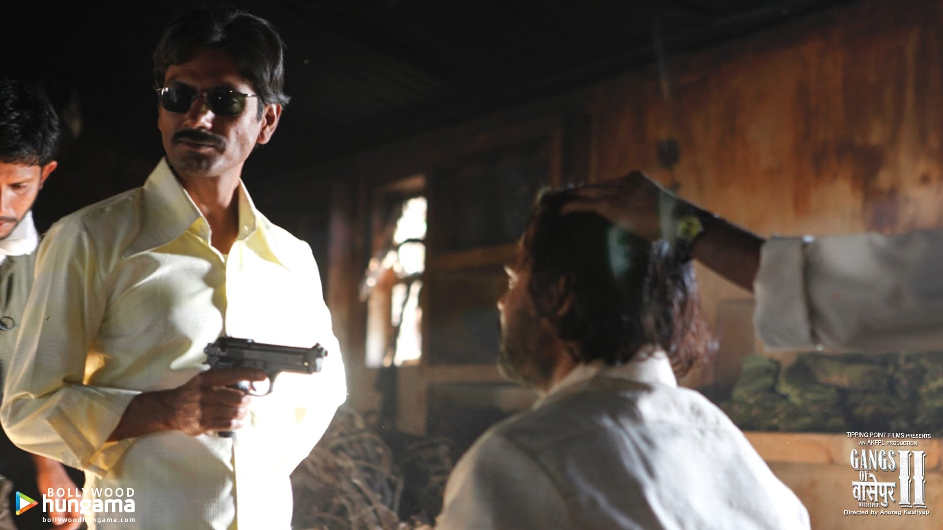 Видео к фильму Банды Вассейпура - Часть 2 | Gangs of Wasseypur 2 Official Trailer