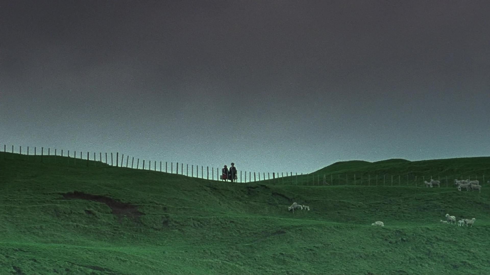 Видео к фильму Ангел за моим столом | An Angel At My Table | Classic Trailer - HanWay Films