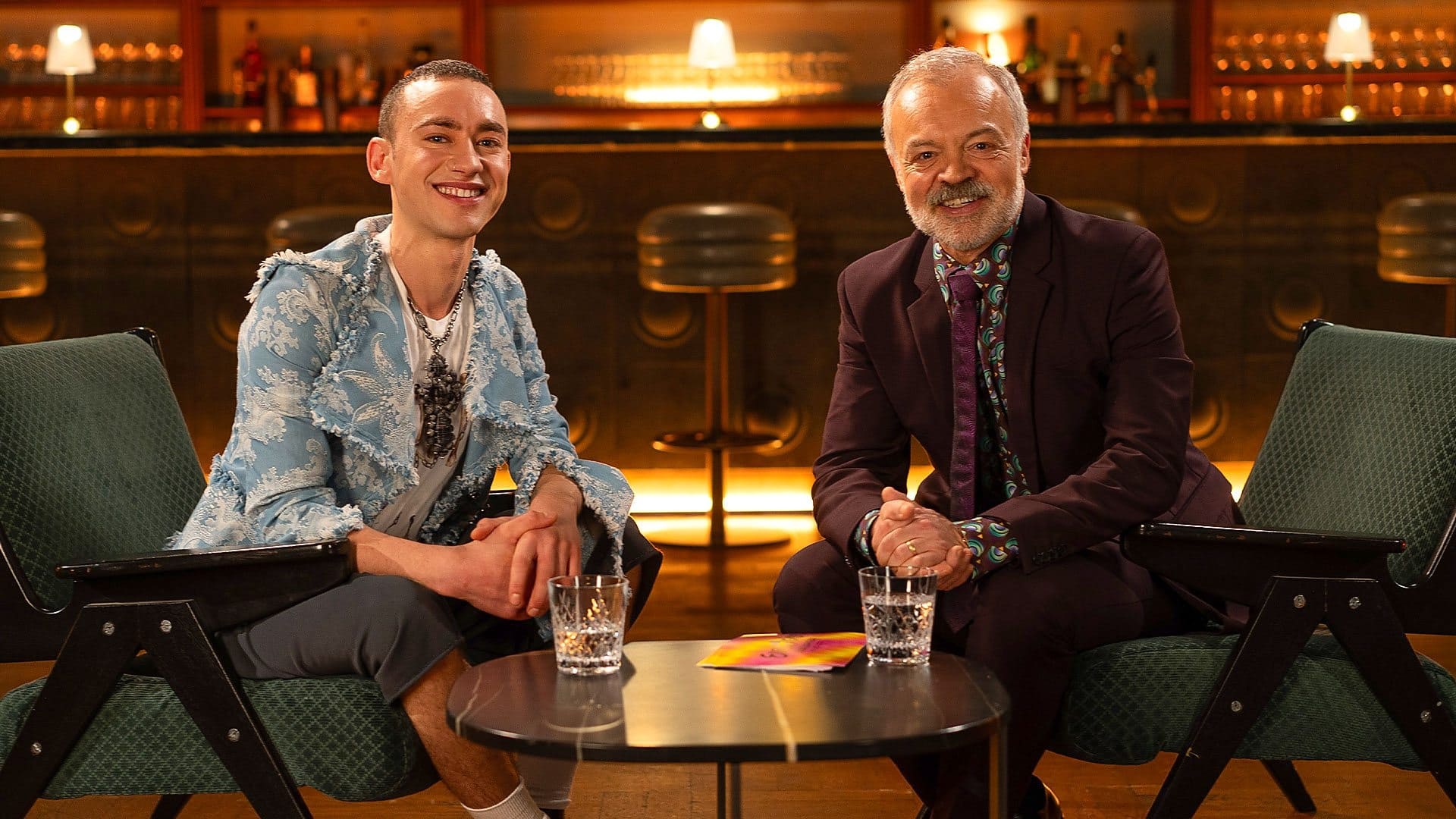 Видео к фильму Graham Meets Olly | Eurovision 2024: Graham Norton meets Olly Alexander 🪩 ⭐ - BBC