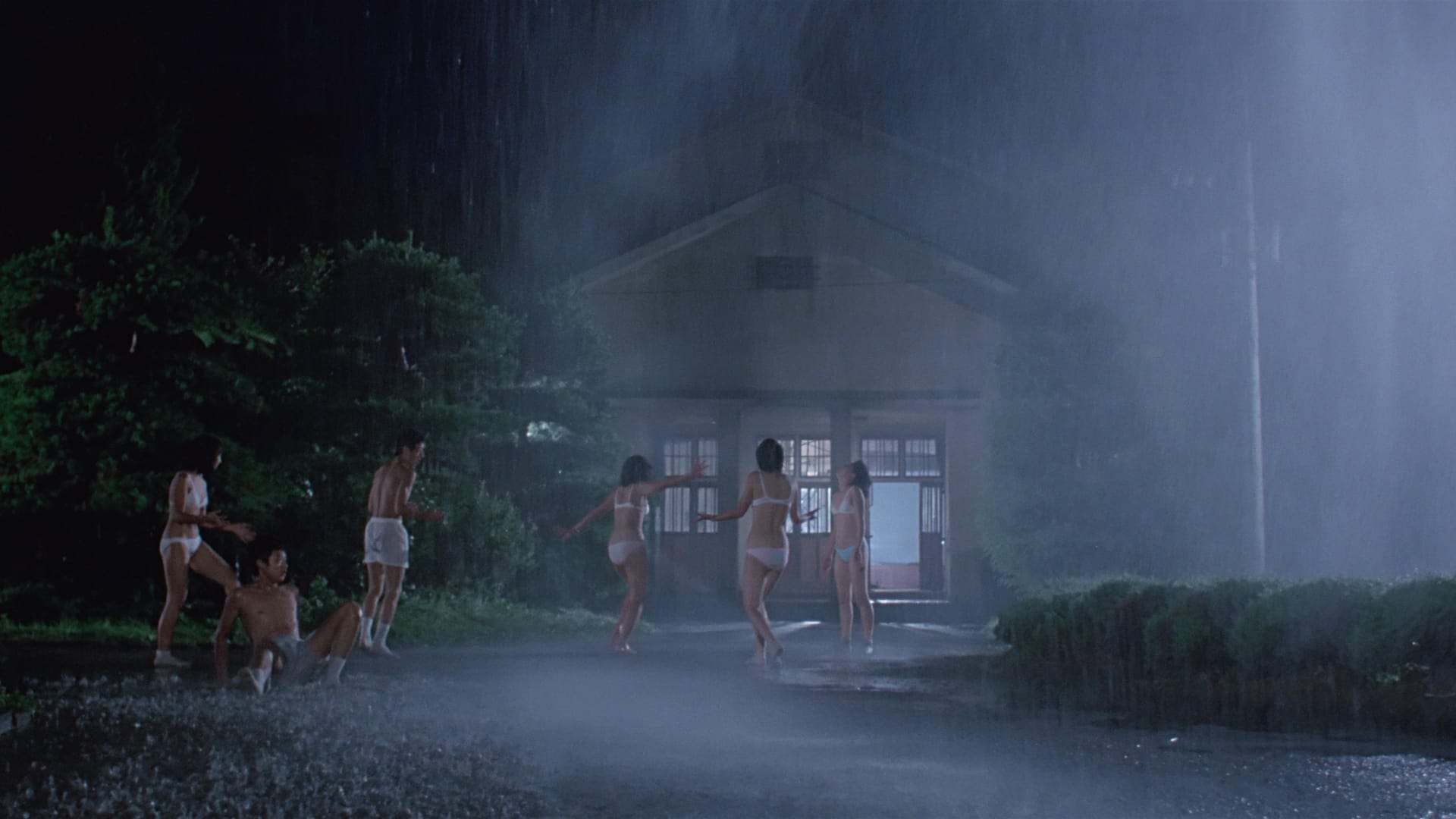 Видео к фильму Typhoon Club | Typhoon Club - 4K Restoration - Official Trailer