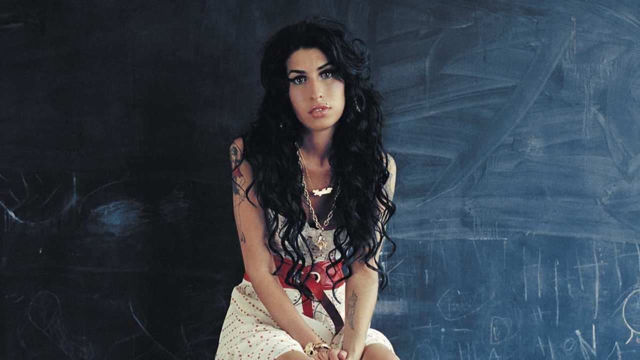 Видео к фильму Classic Albums: Amy Winehouse - Back to Black | Amy Winehouse - Back To Black (Documentary Trailer)