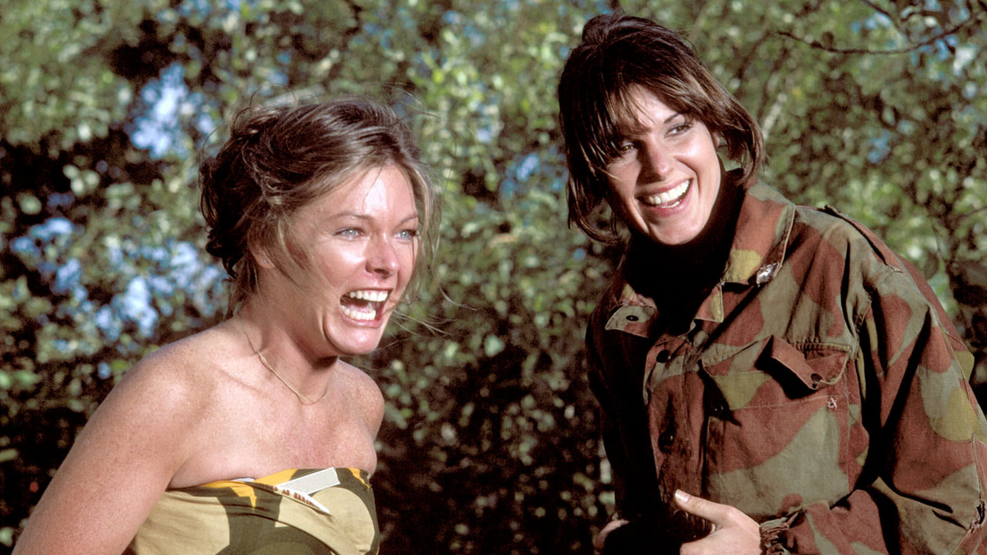 Видео к фильму Как победить дороговизну жизни | How to Beat the High Cost of Living Official Trailer #1 - Eddie Albert Movie (1980) HD