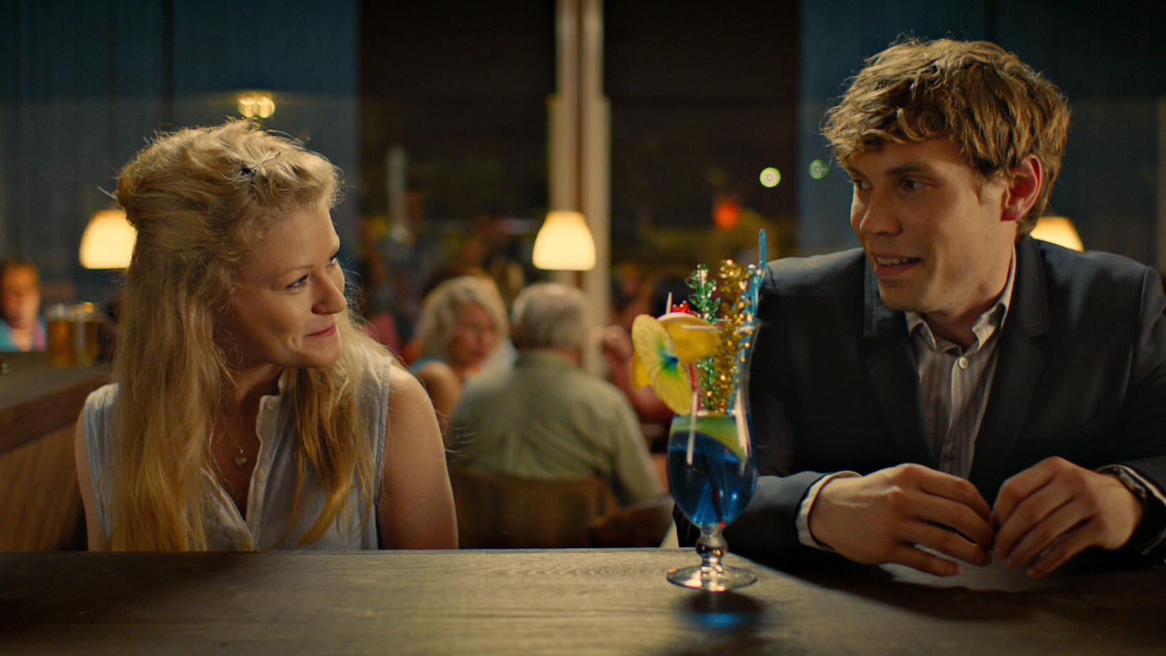 Видео к фильму Love and Other Troubles | Love and Other Troubles - Official Trailer (English Subtitles)