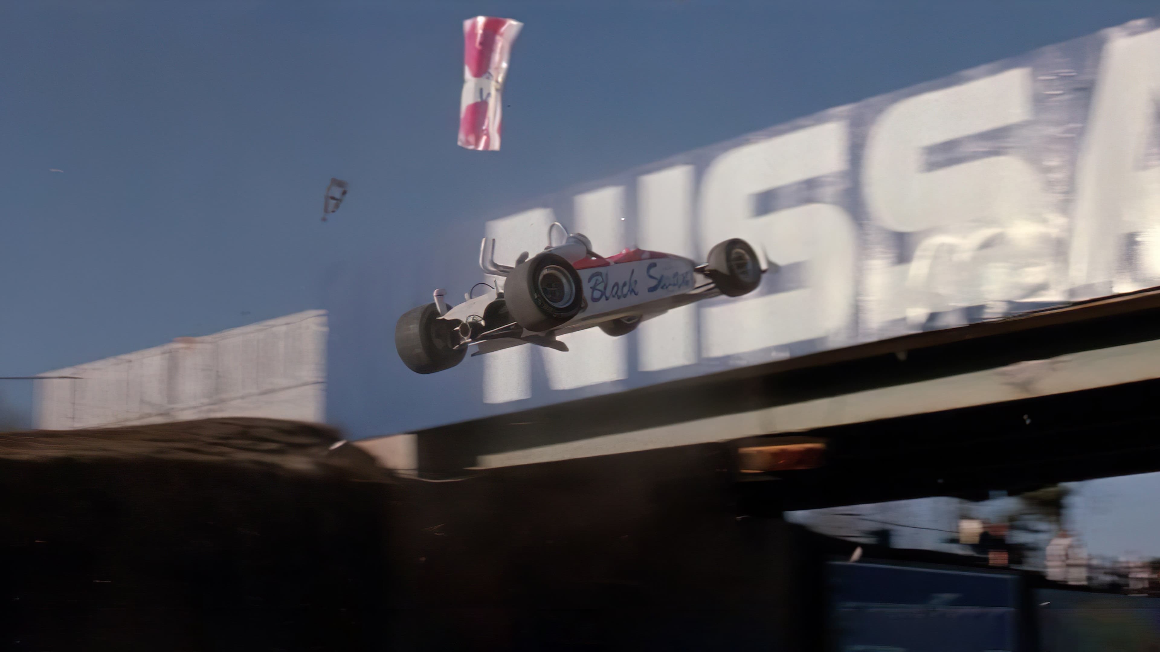 Видео к фильму Корпорация &laquo;Бессмертие&raquo; | Official Trailer