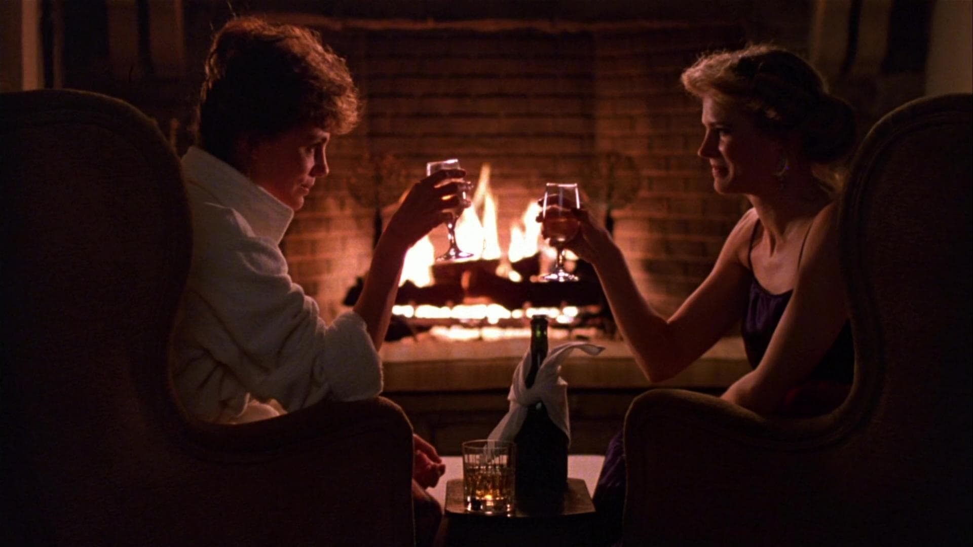 Видео к фильму Богатые и знаменитые | Rich and Famous - Trailer