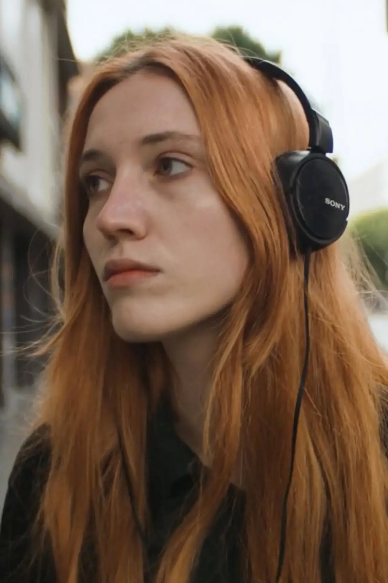 Постер к фильму "Love Liz"