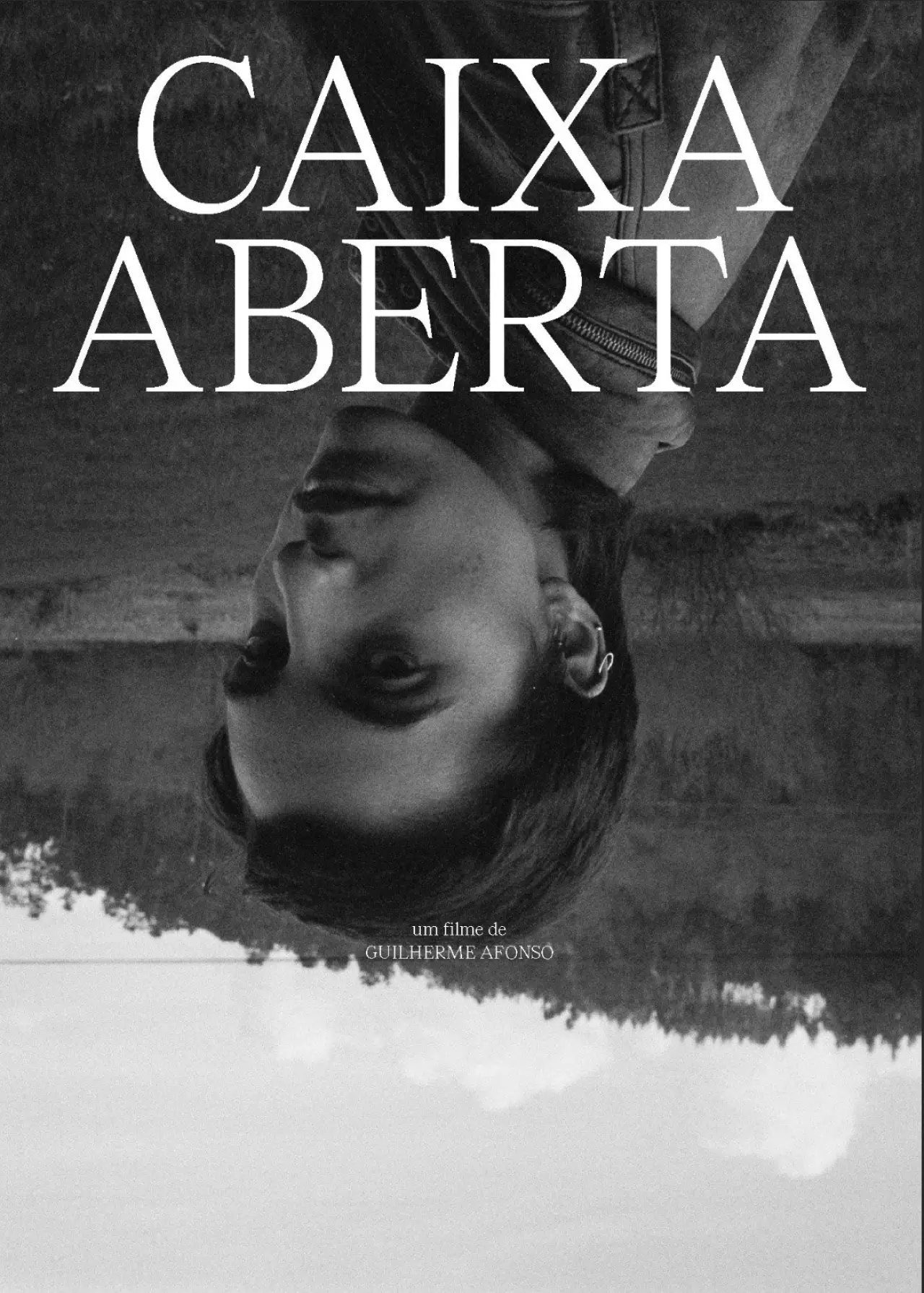 Постер к фильму "Caixa Aberta"