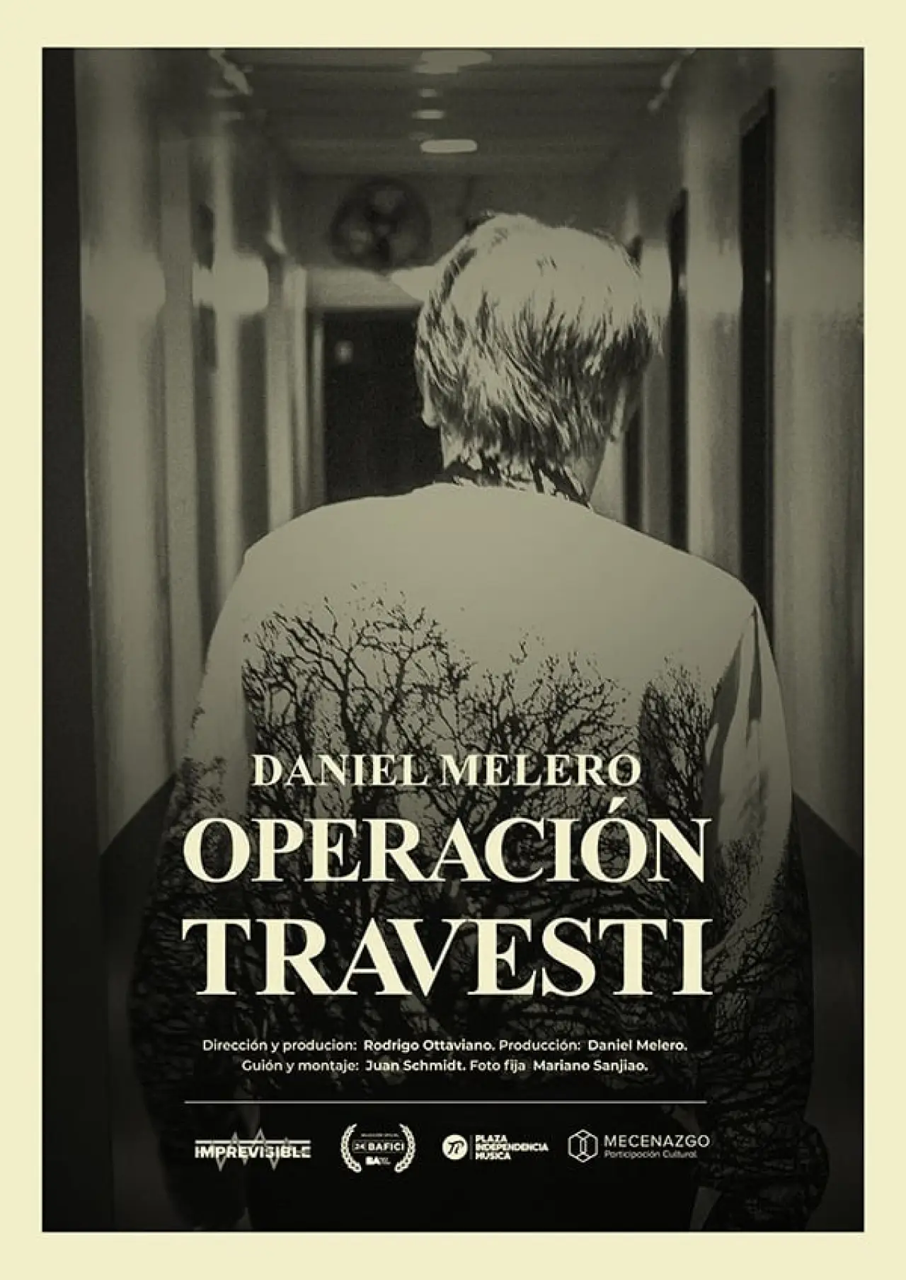 Постер к фильму "Operación Travesti"