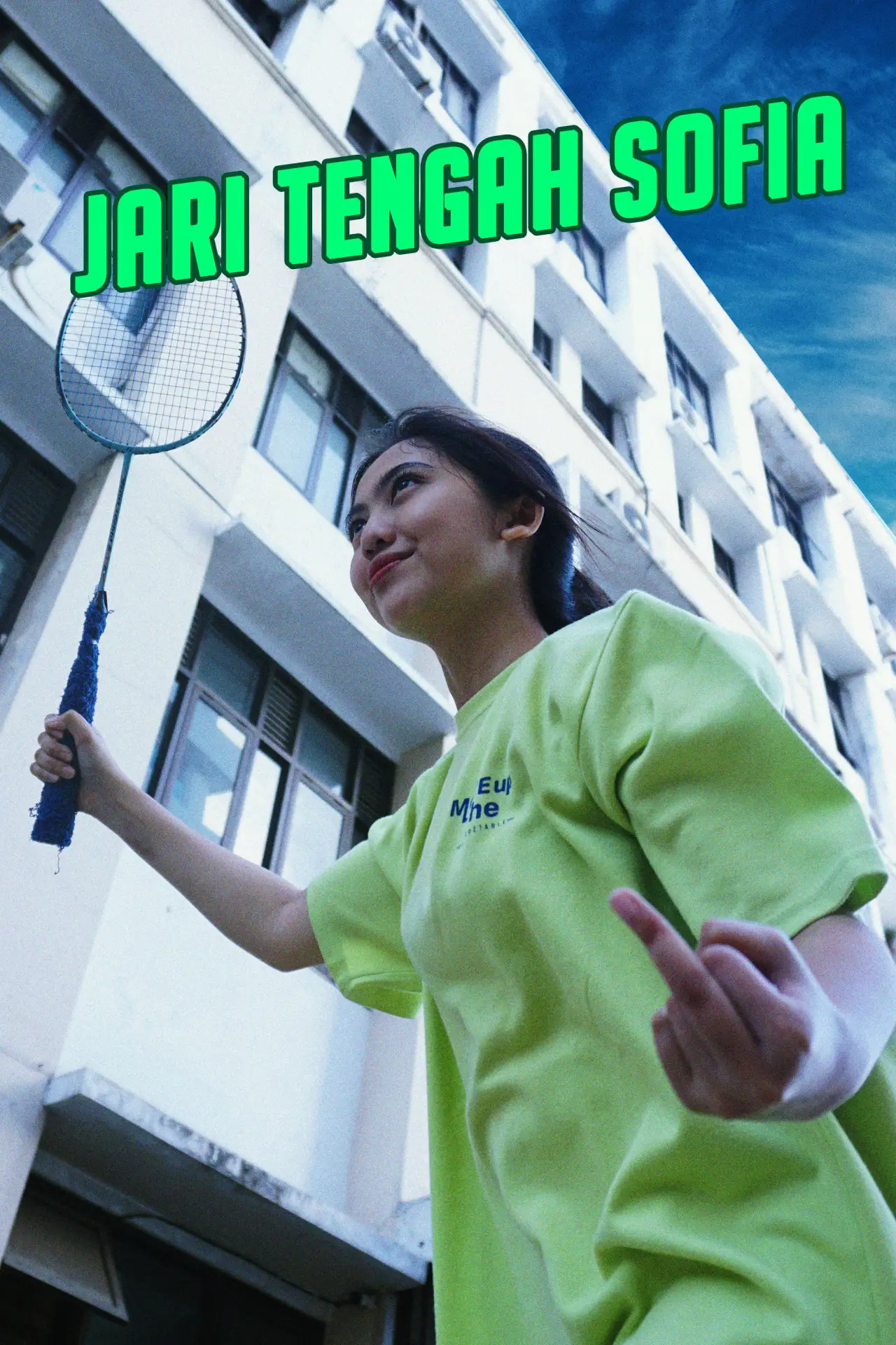Постер к фильму "Jari Tengah Sofia"