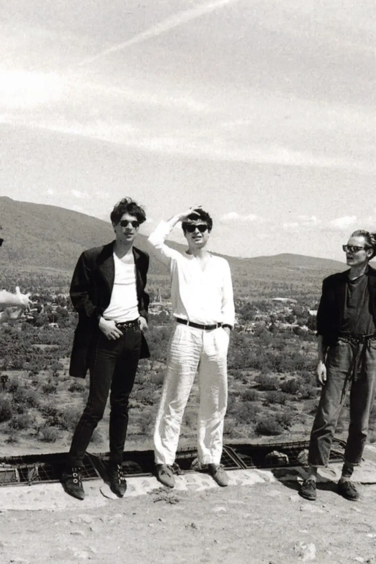 Постер к фильму "Ett hjärta är alltid rött"