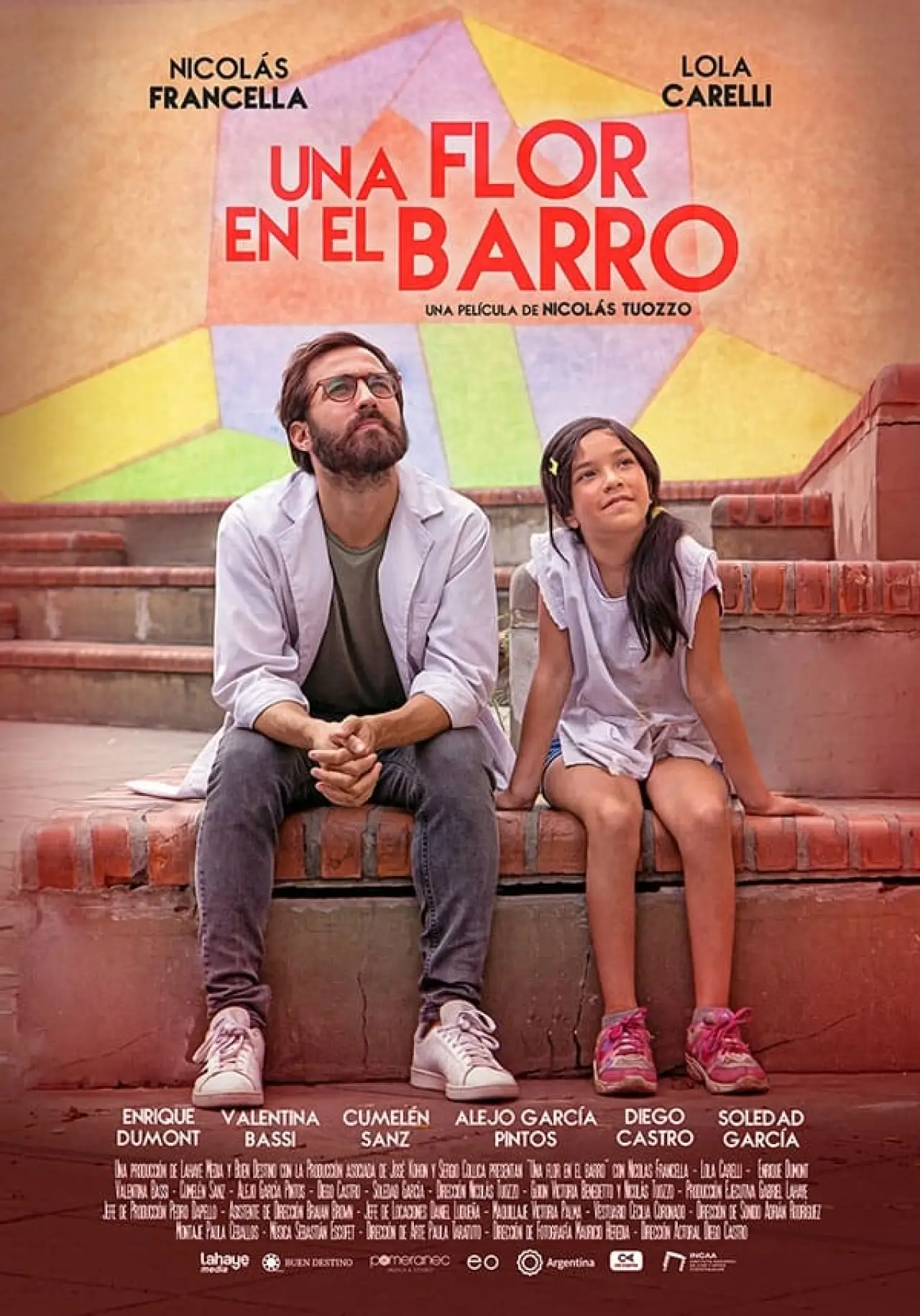 Постер к фильму "Una flor en el barro"