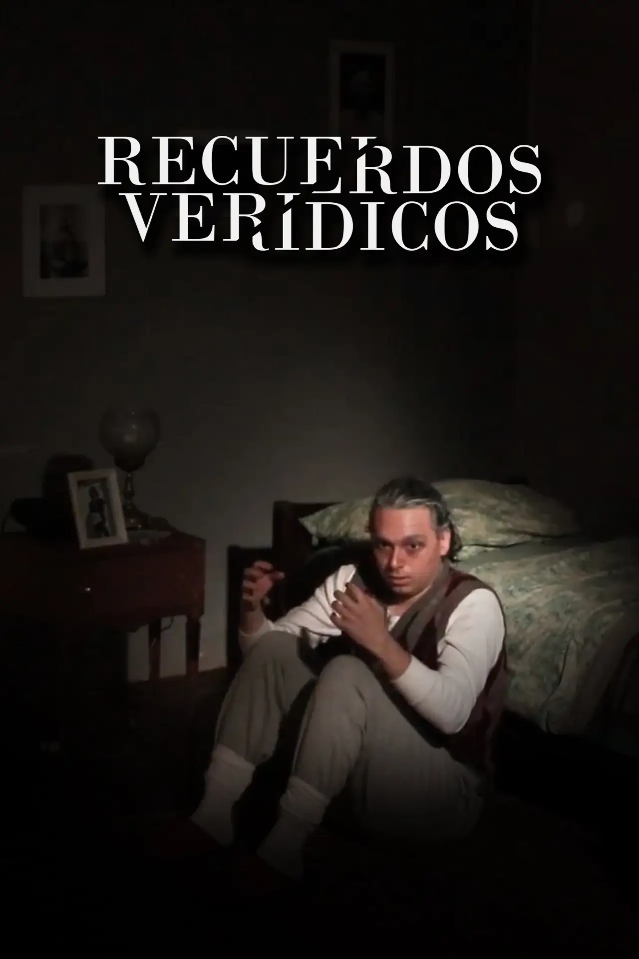 Постер к фильму "Recuerdos verídicos"