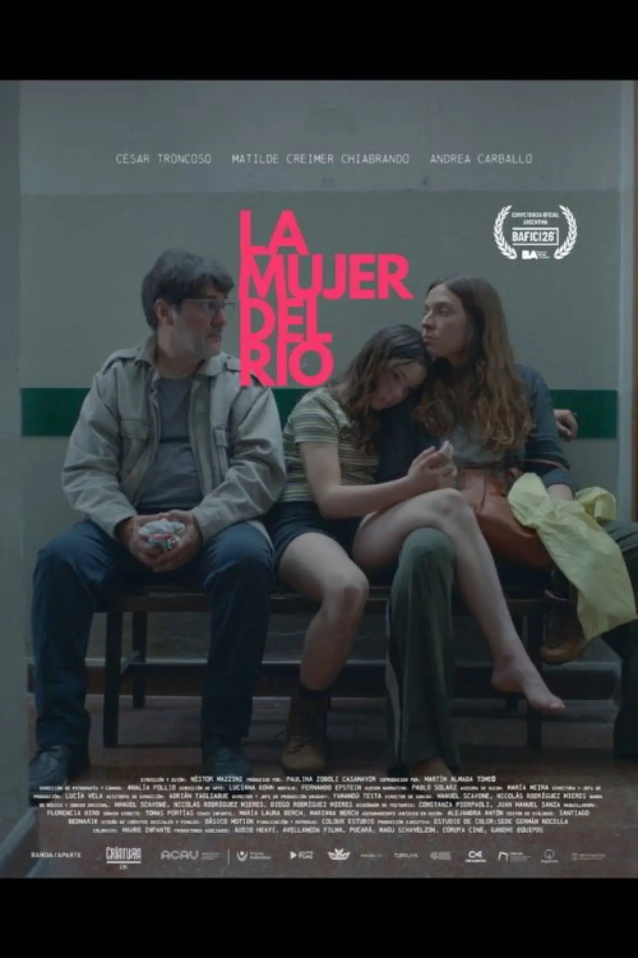 Постер к фильму "La mujer del río"