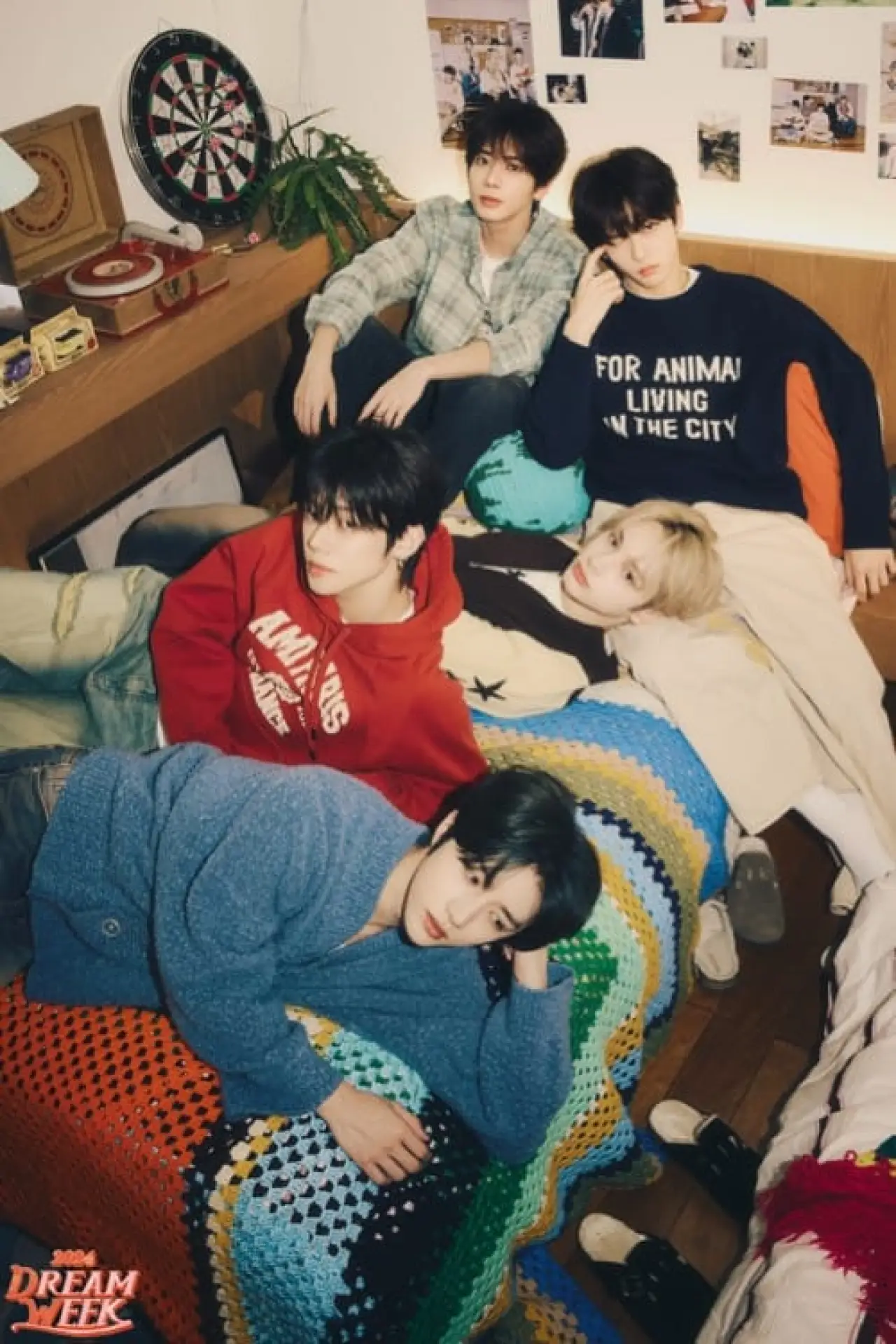 Постер к фильму "TXT 2024 DREAM WEEK - 