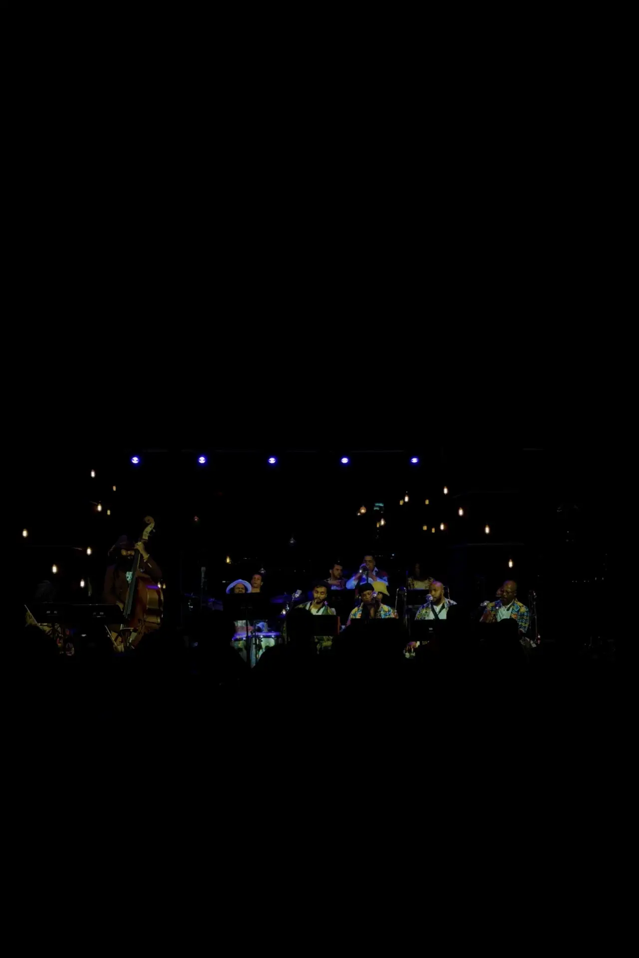 Постер к фильму "3 Minutes with a 12 Piece Band"