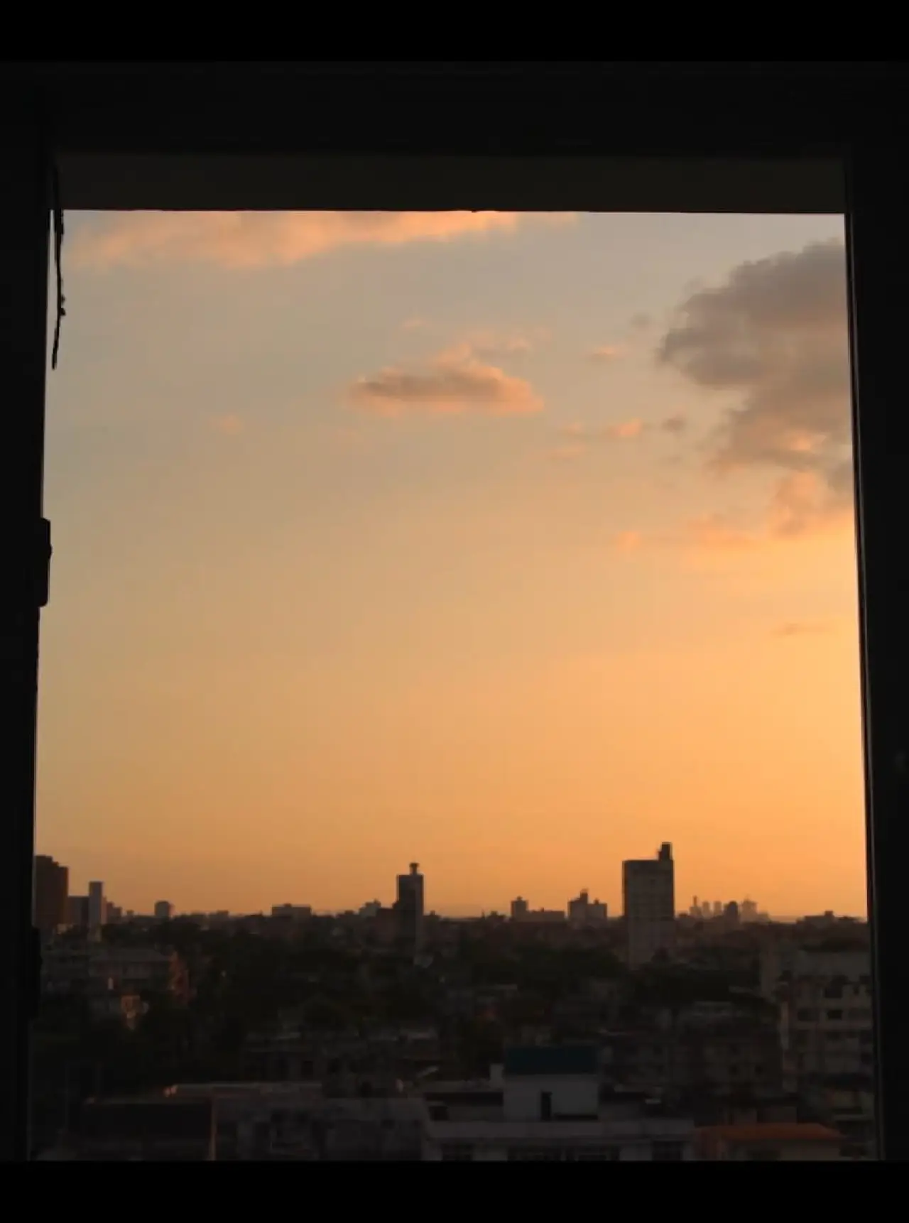 Постер к фильму "O céu sobre Havana"