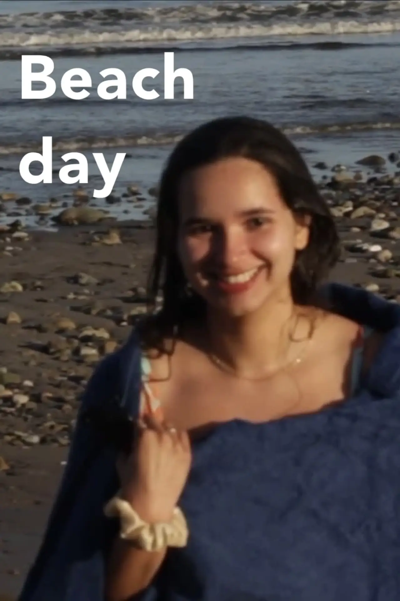 Постер к фильму "Beach day"
