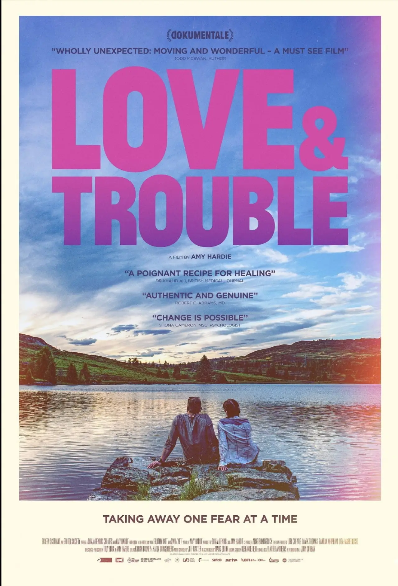 Постер к фильму "Love & Trouble"