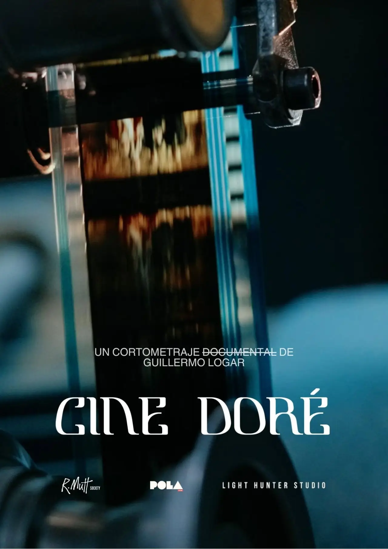 Постер к фильму "Cine Doré"