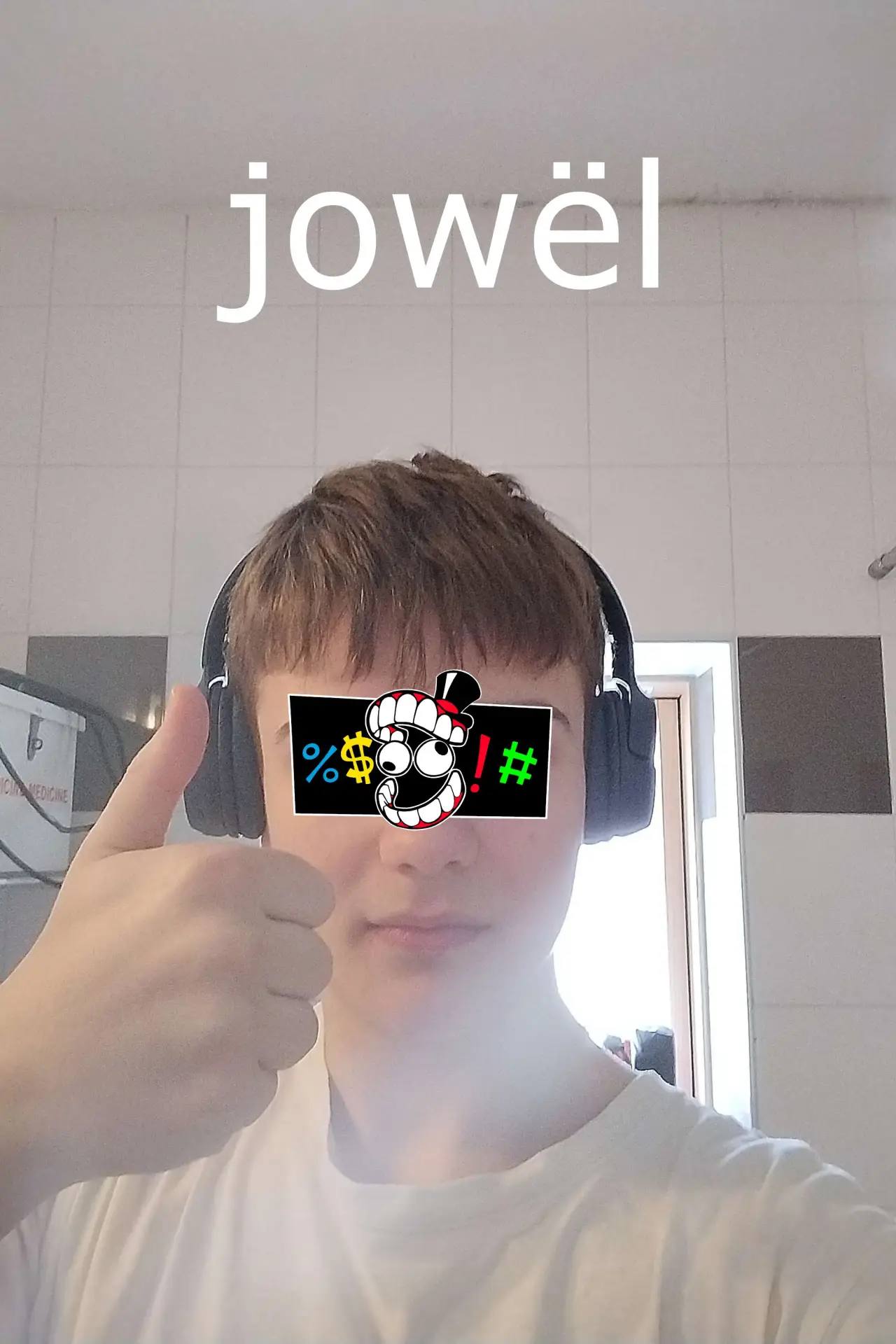 Постер к фильму "Jowël"