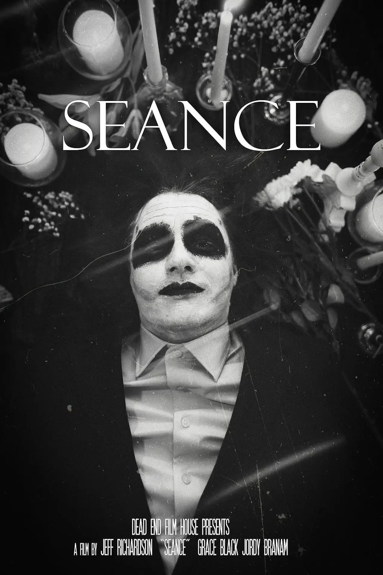 Постер к фильму "Seance"