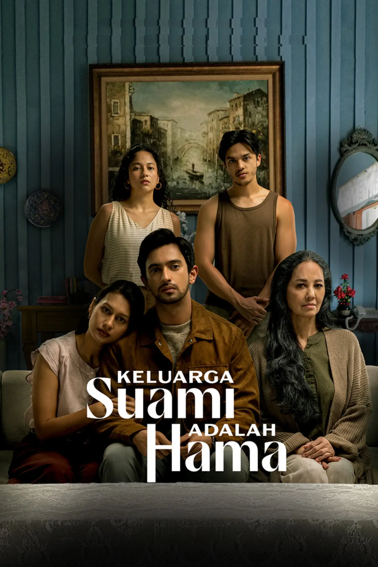 Постер к фильму "Keluarga Suami Adalah Hama"