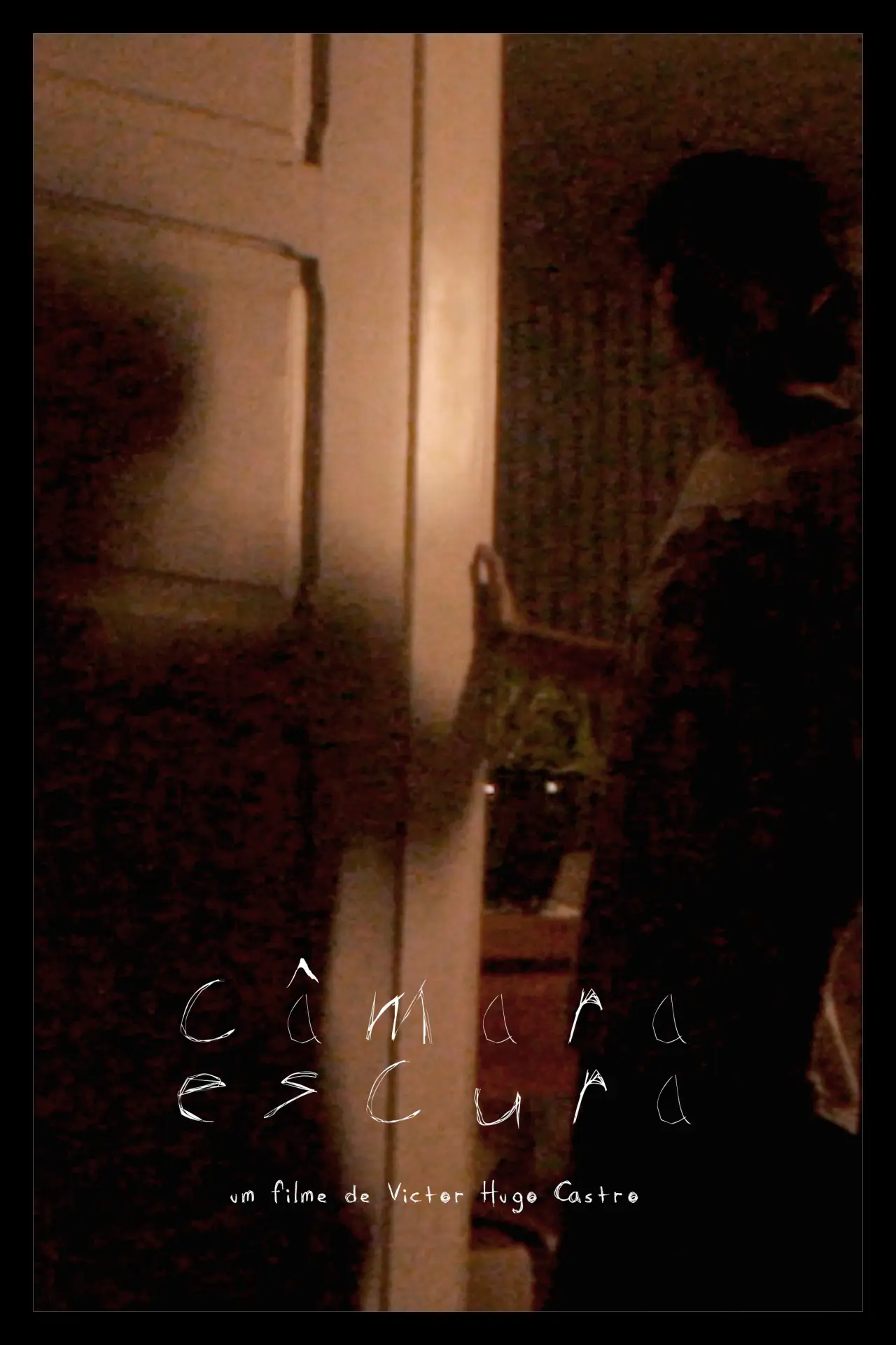 Постер к фильму "Câmara Escura"