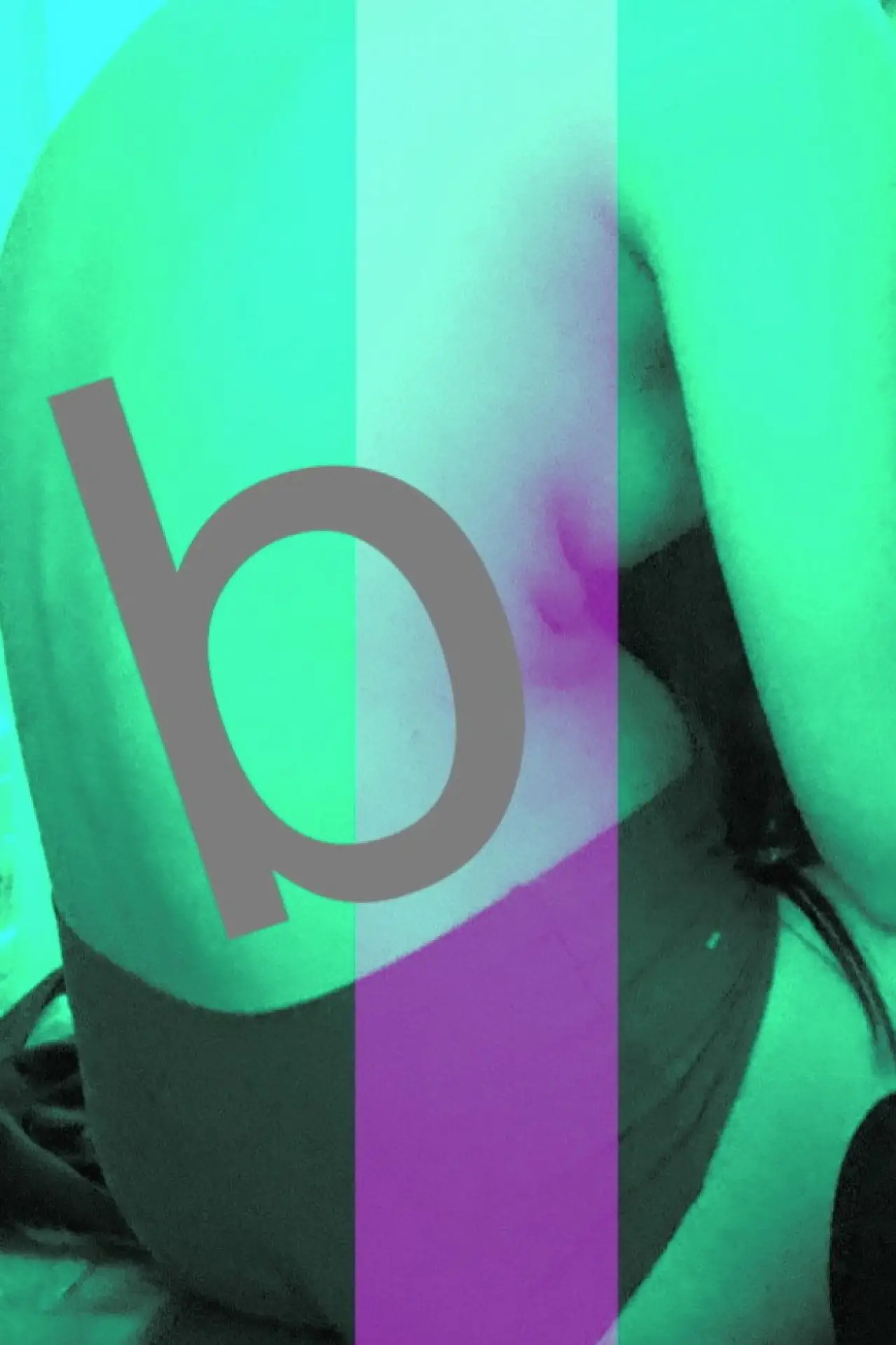 Постер к фильму "B"