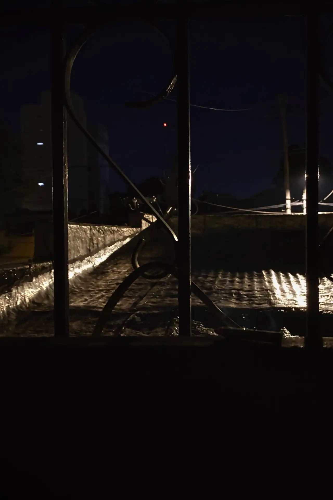 Постер к фильму "views smoking a cigarette at the window (with stealth)"
