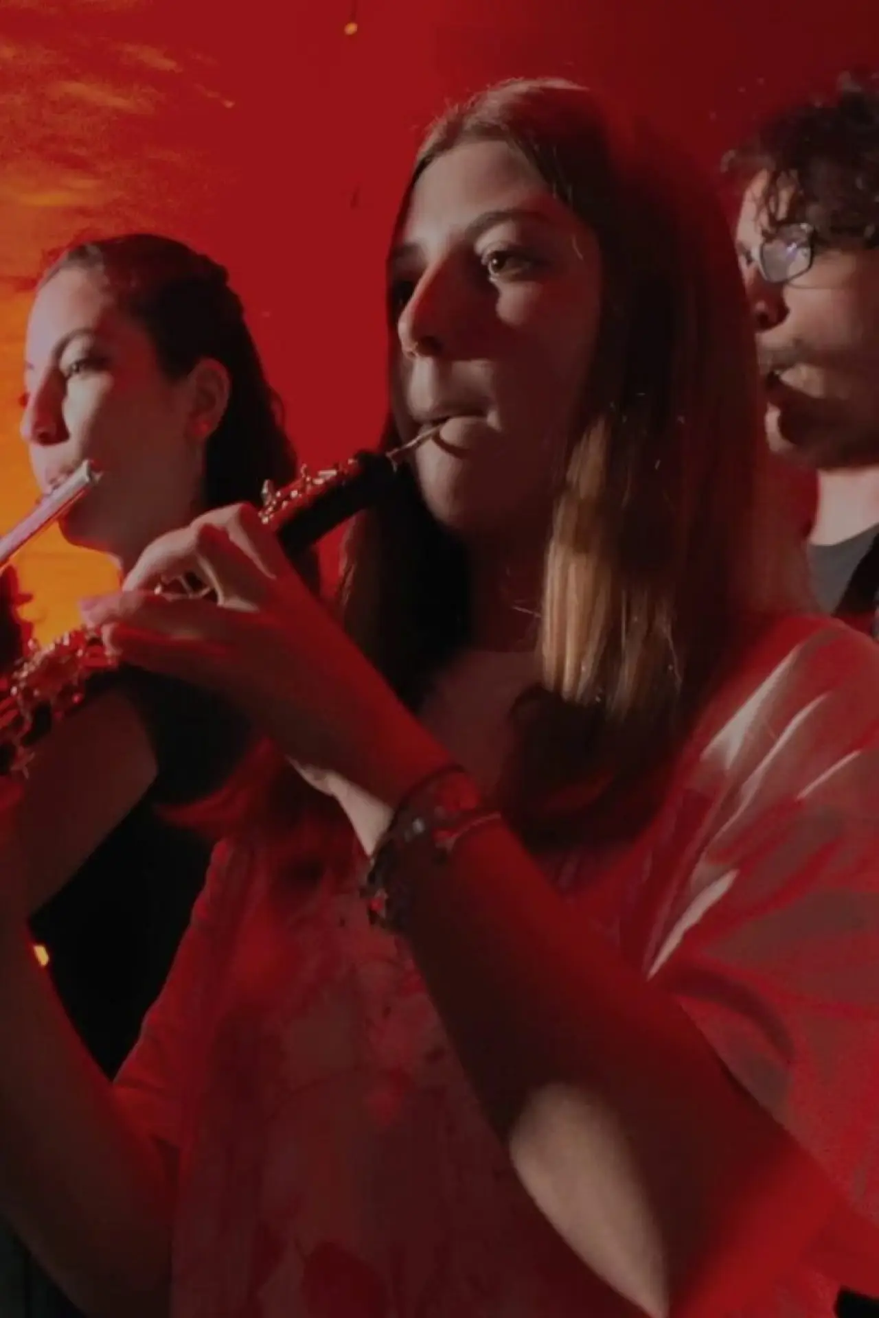 Постер к фильму "MUSIQUE MAESTRA !"