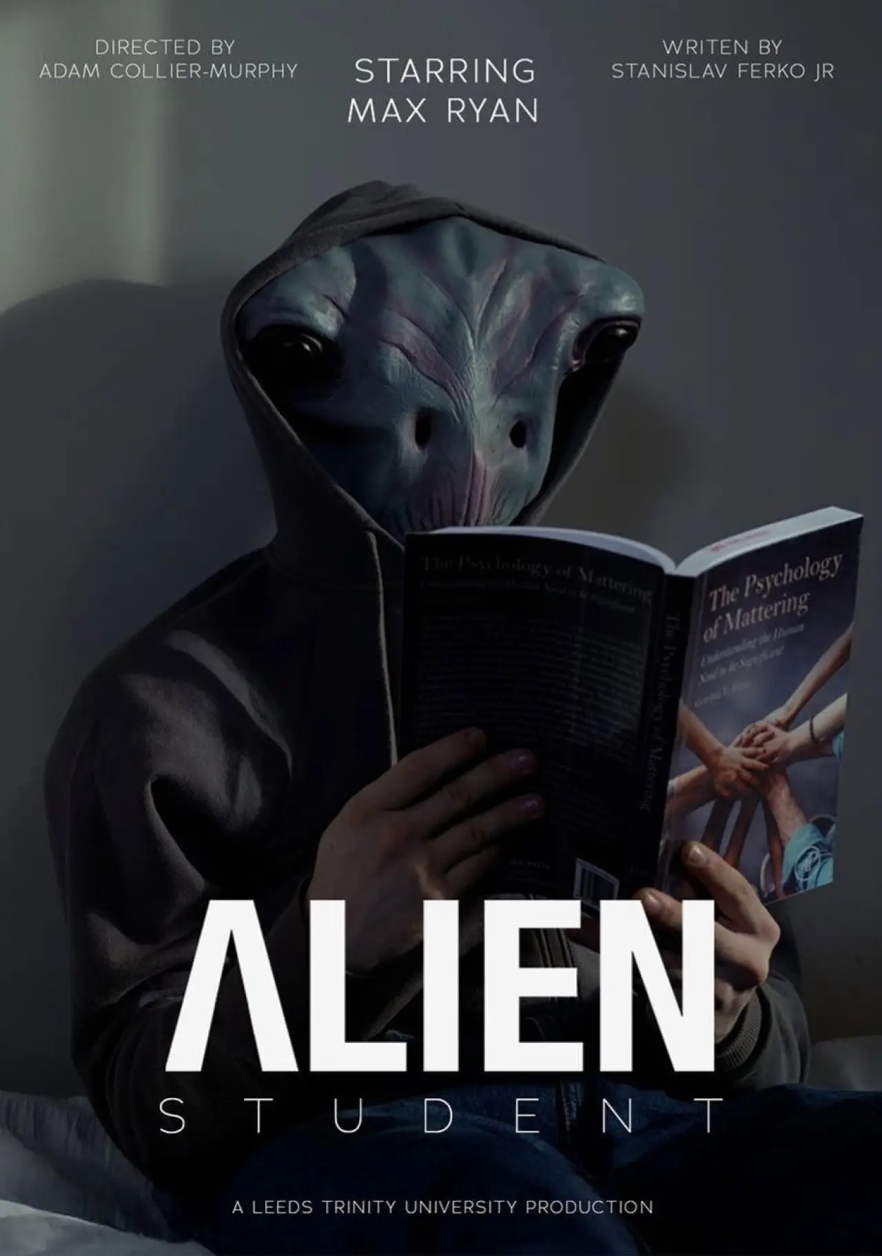 Постер к фильму "Alien Student"