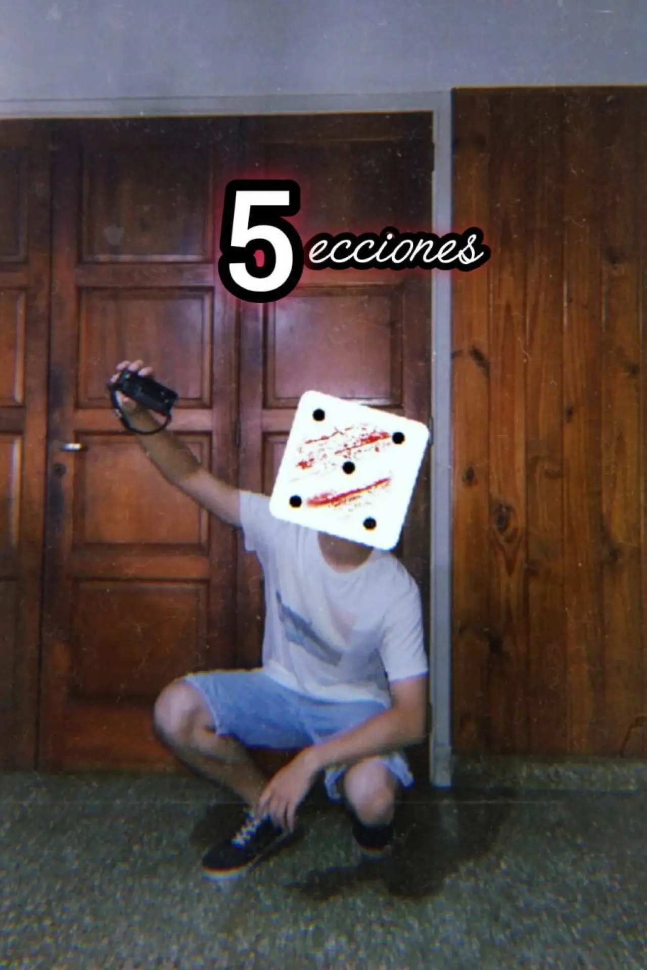 Постер к фильму "5ecciones"