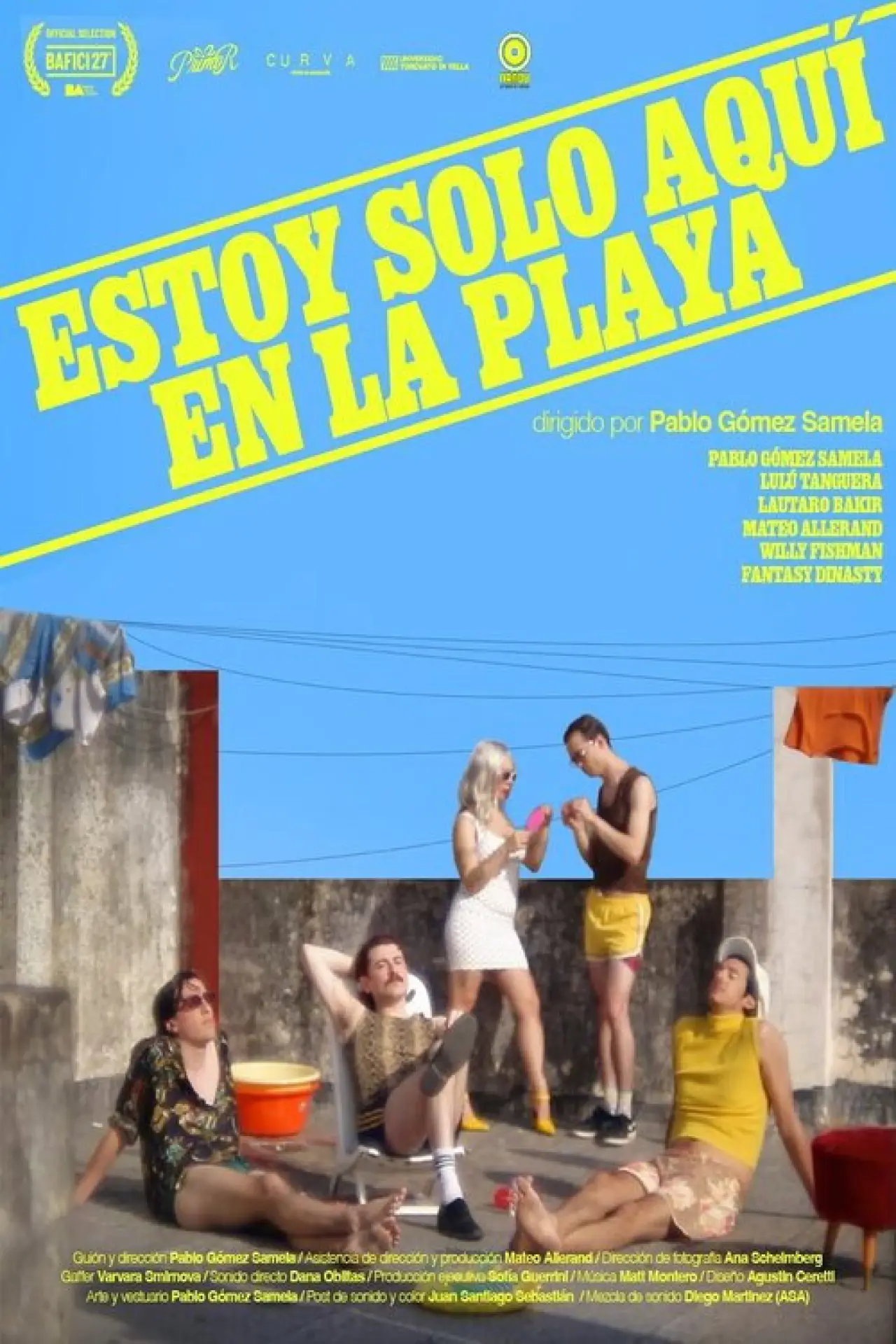 Постер к фильму "Estoy solo aquí en la playa"