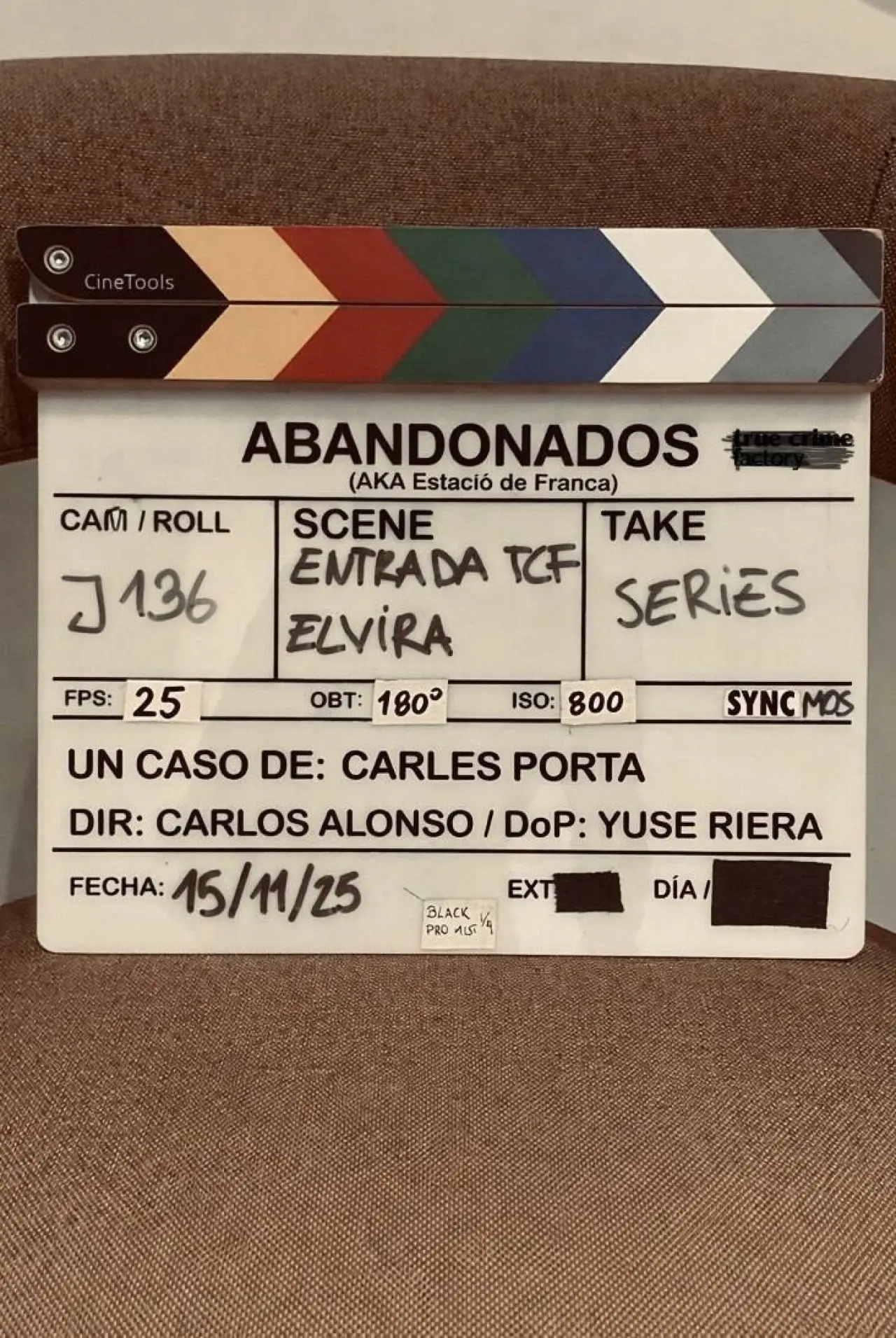 Постер к фильму "Abandonados"