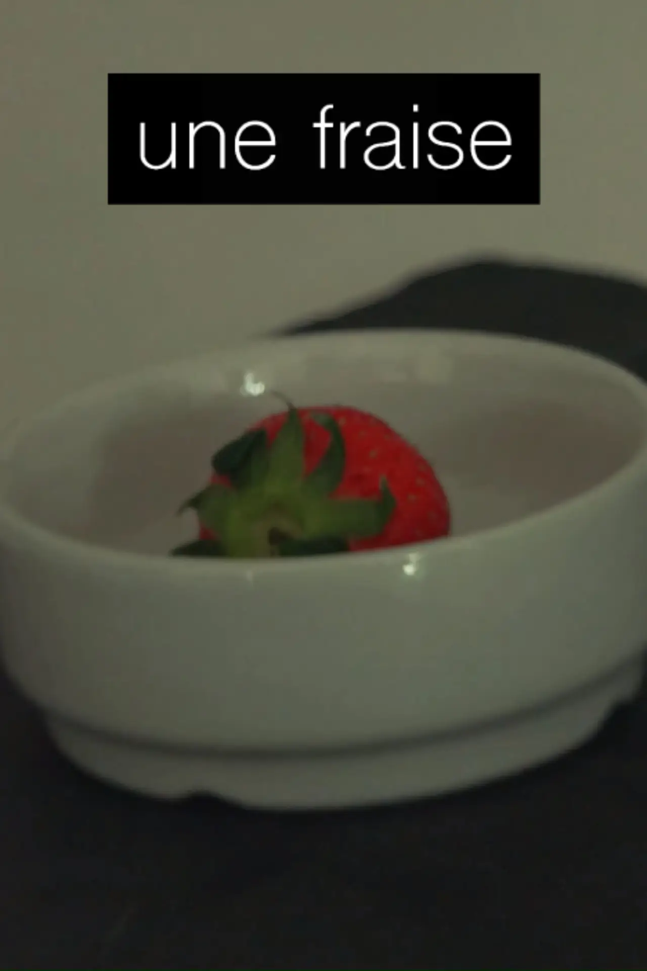 Постер к фильму "Une Fraise"