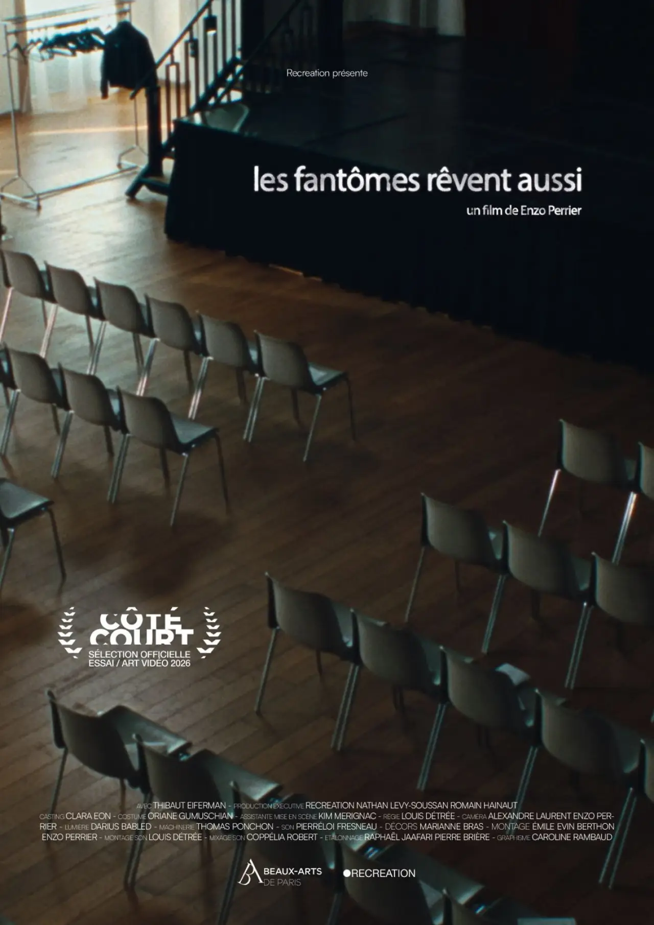 Постер к фильму "Les fantômes rêvent aussi"