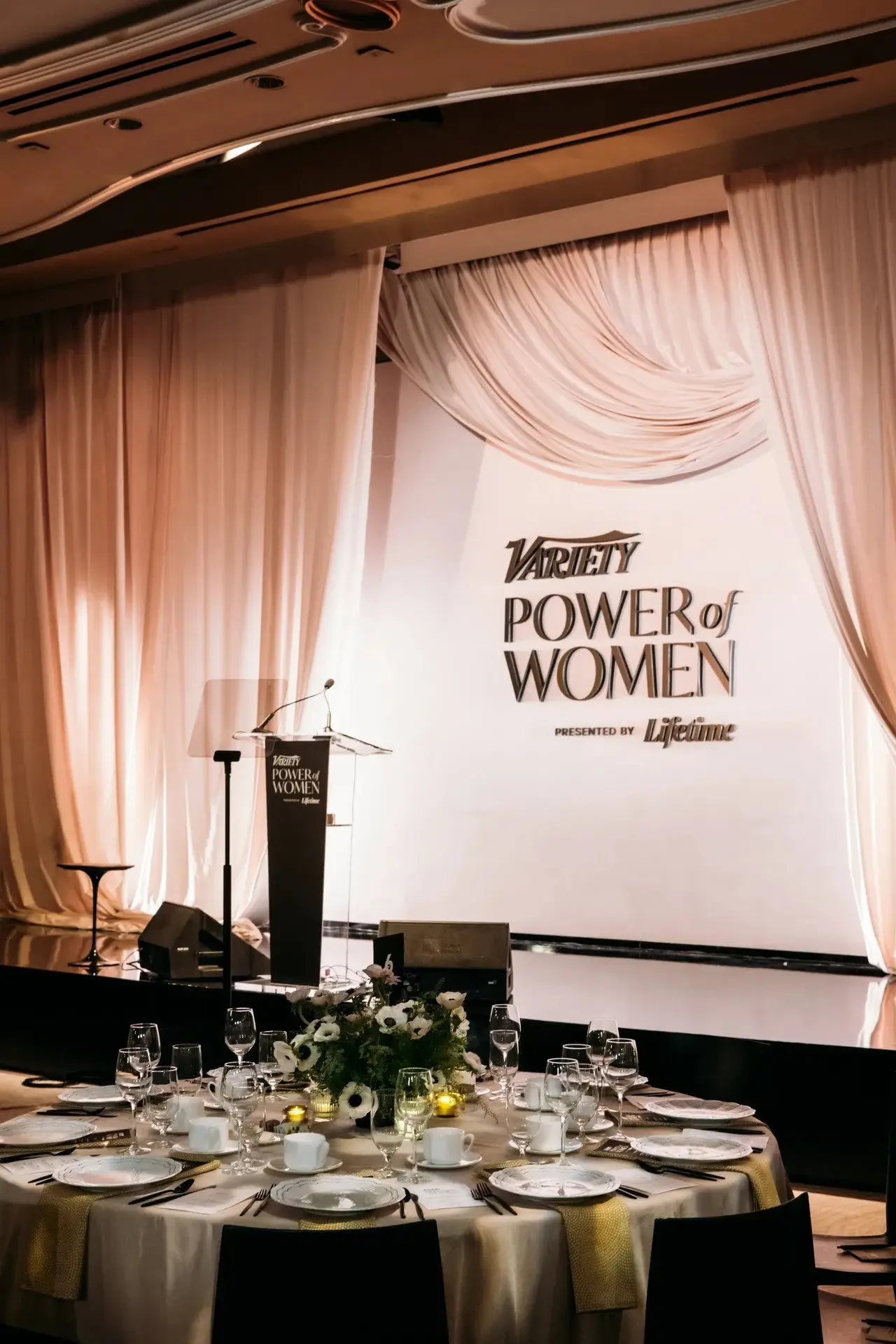 Постер к фильму "Variety’s Power of Women London"