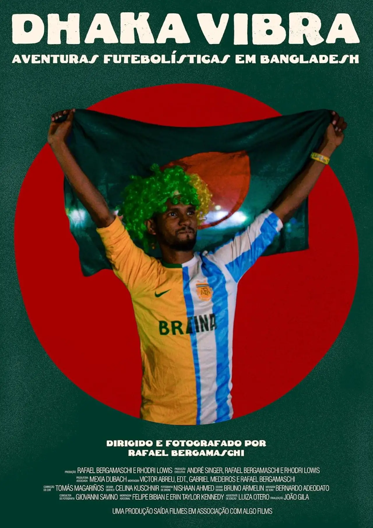 Постер к фильму "Dhaka Vibra – Aventuras Futebolísticas em Bangladesh"