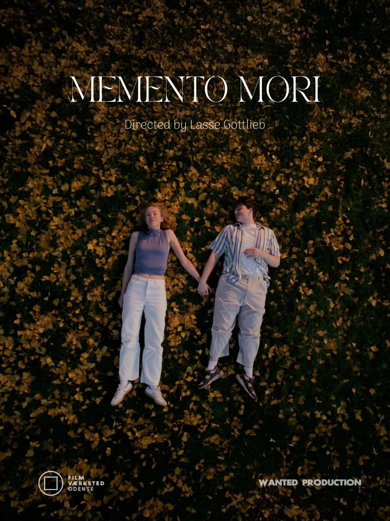 Постер к фильму "Memento Mori"