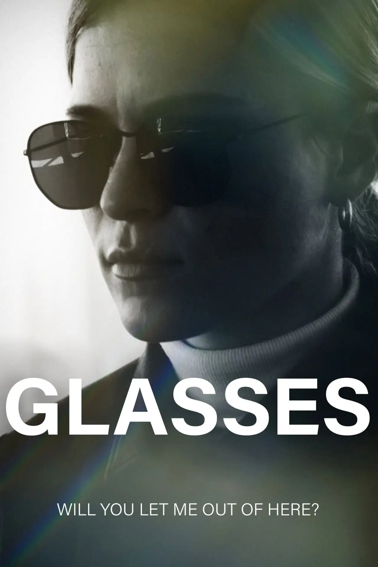 Постер к фильму "Glasses"