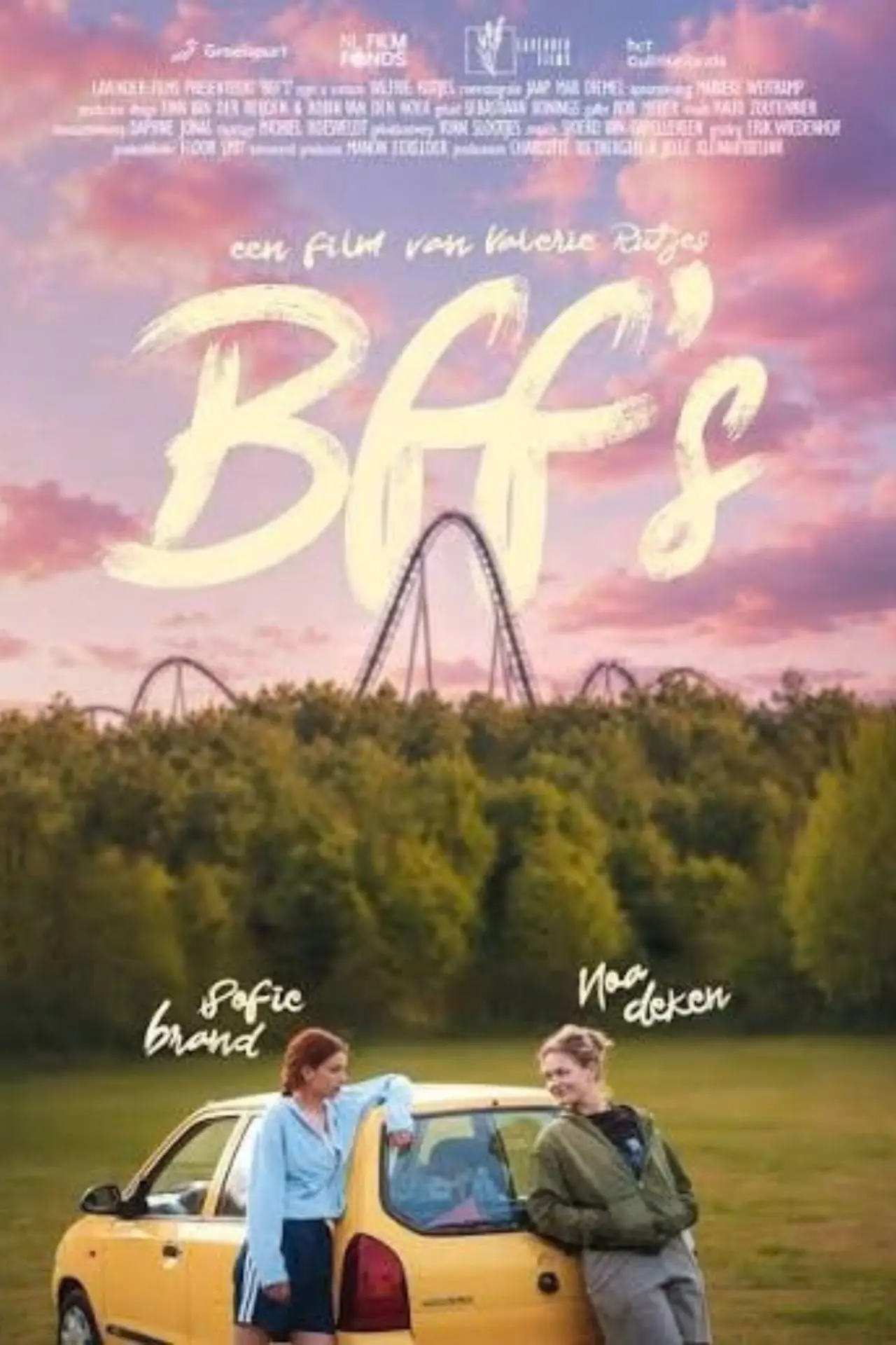 Постер к фильму "BFF