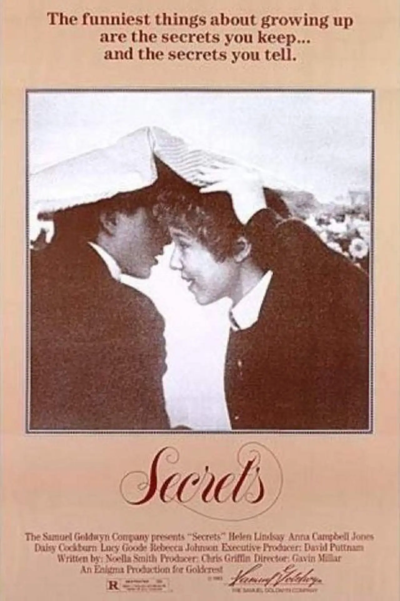Постер к фильму "Secrets"