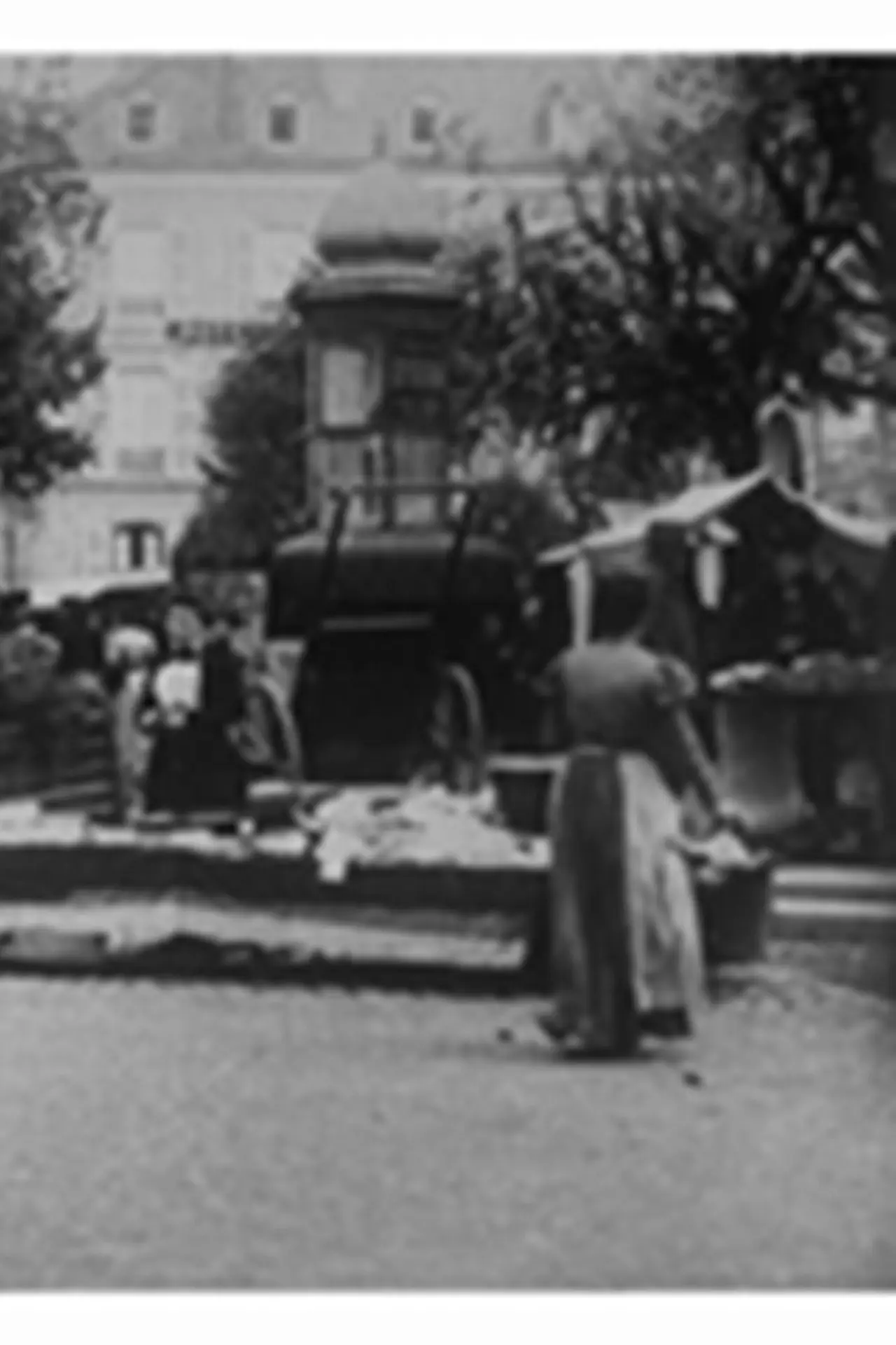 Постер к фильму "Pau : la place du marché"