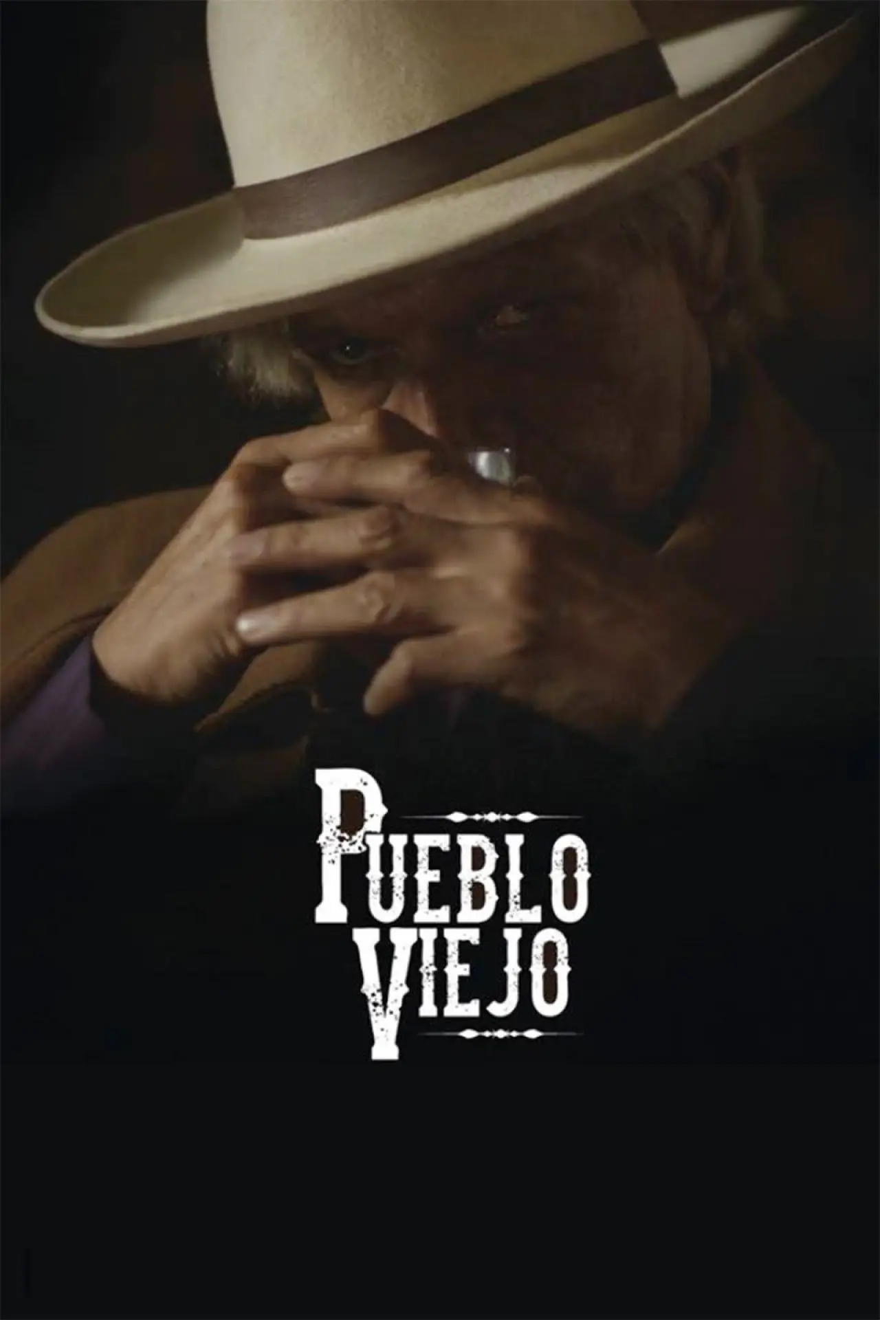 Постер к фильму "Pueblo Viejo"