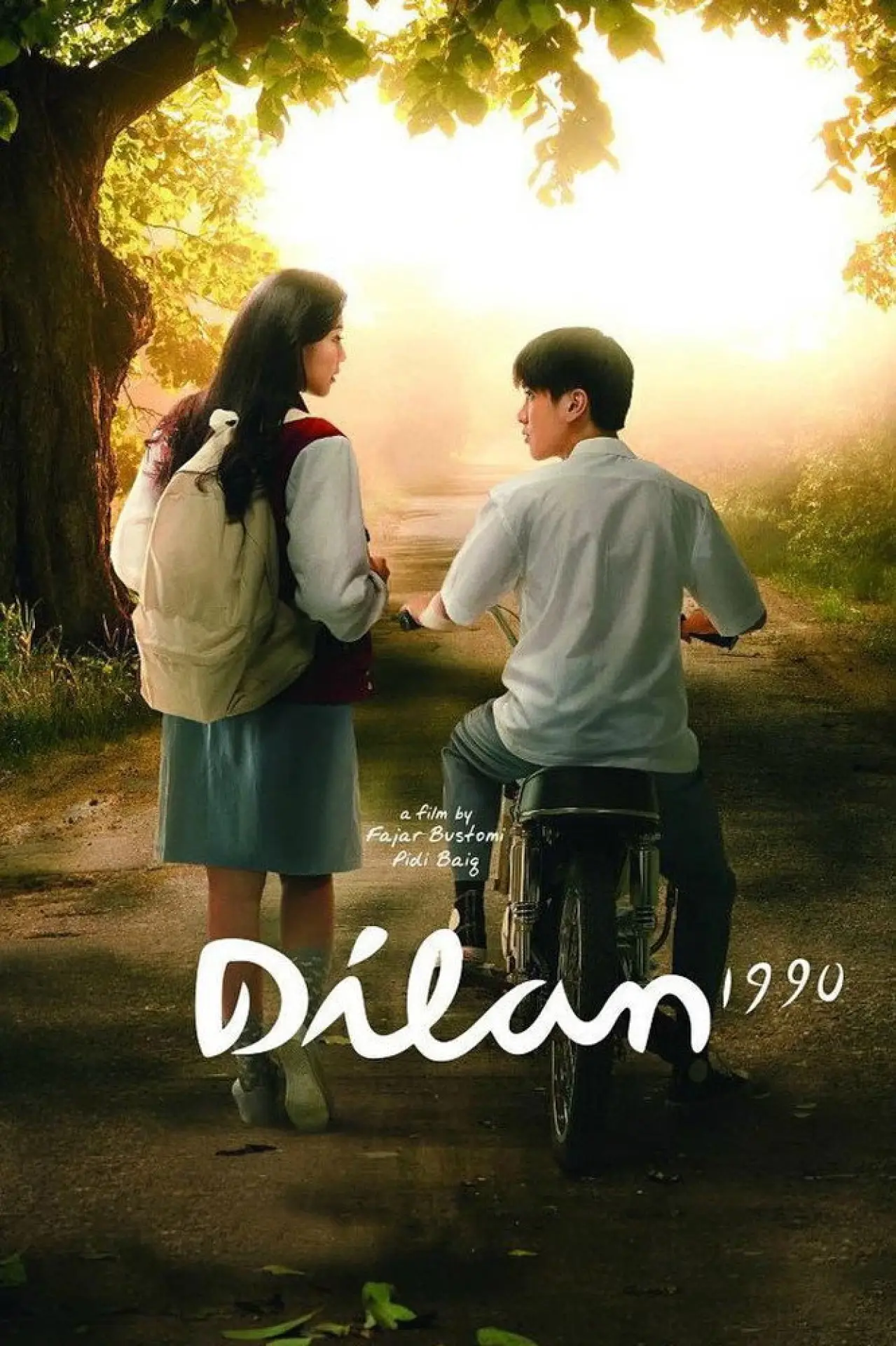 Постер к фильму "Dilan 1990"