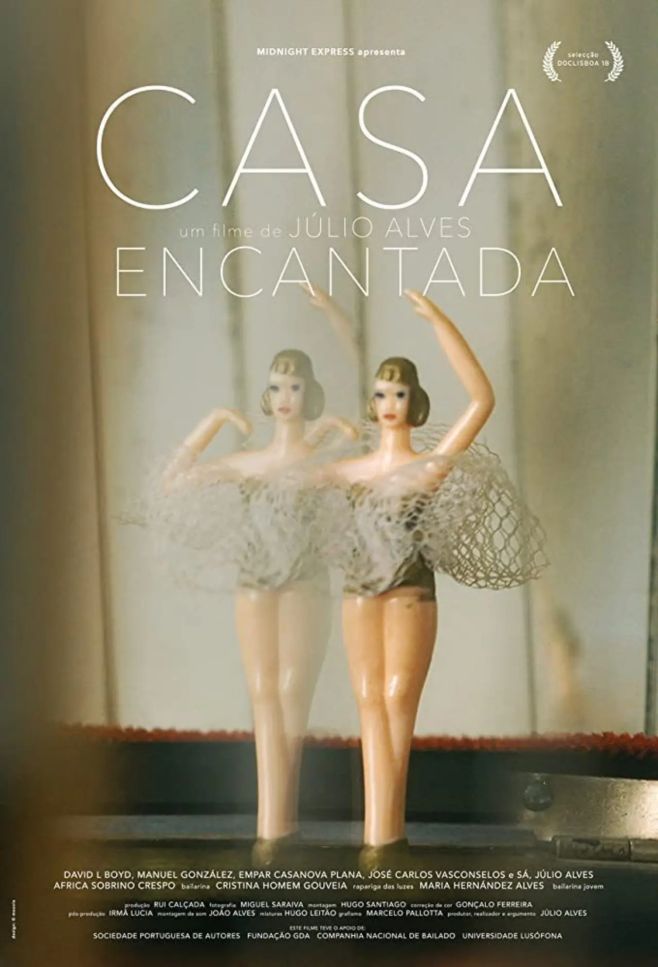 Постер к фильму "Casa Encantada"